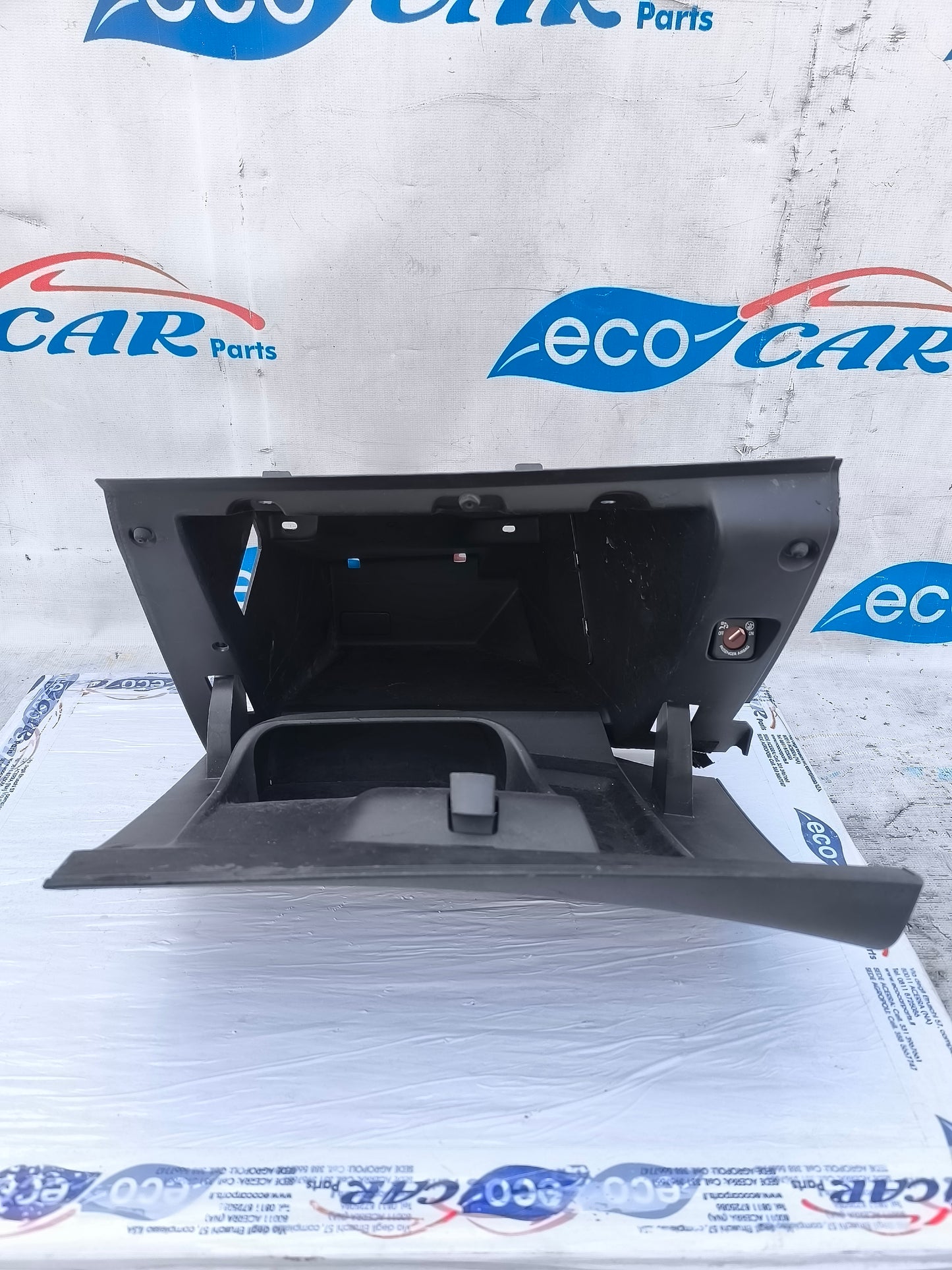 Cassetto portaoggetti Peugeot 208 2014 Cod. 9673811277 ecoAG5923