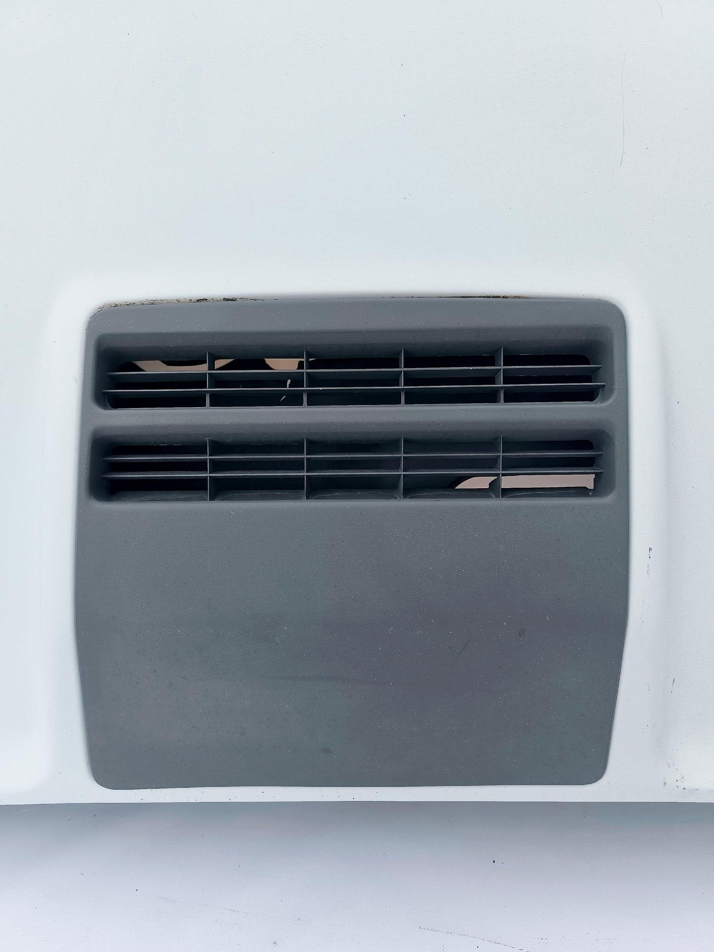 Weiße Motorhaube, Iveco Daily, Baujahr 1999, ecoAG6566