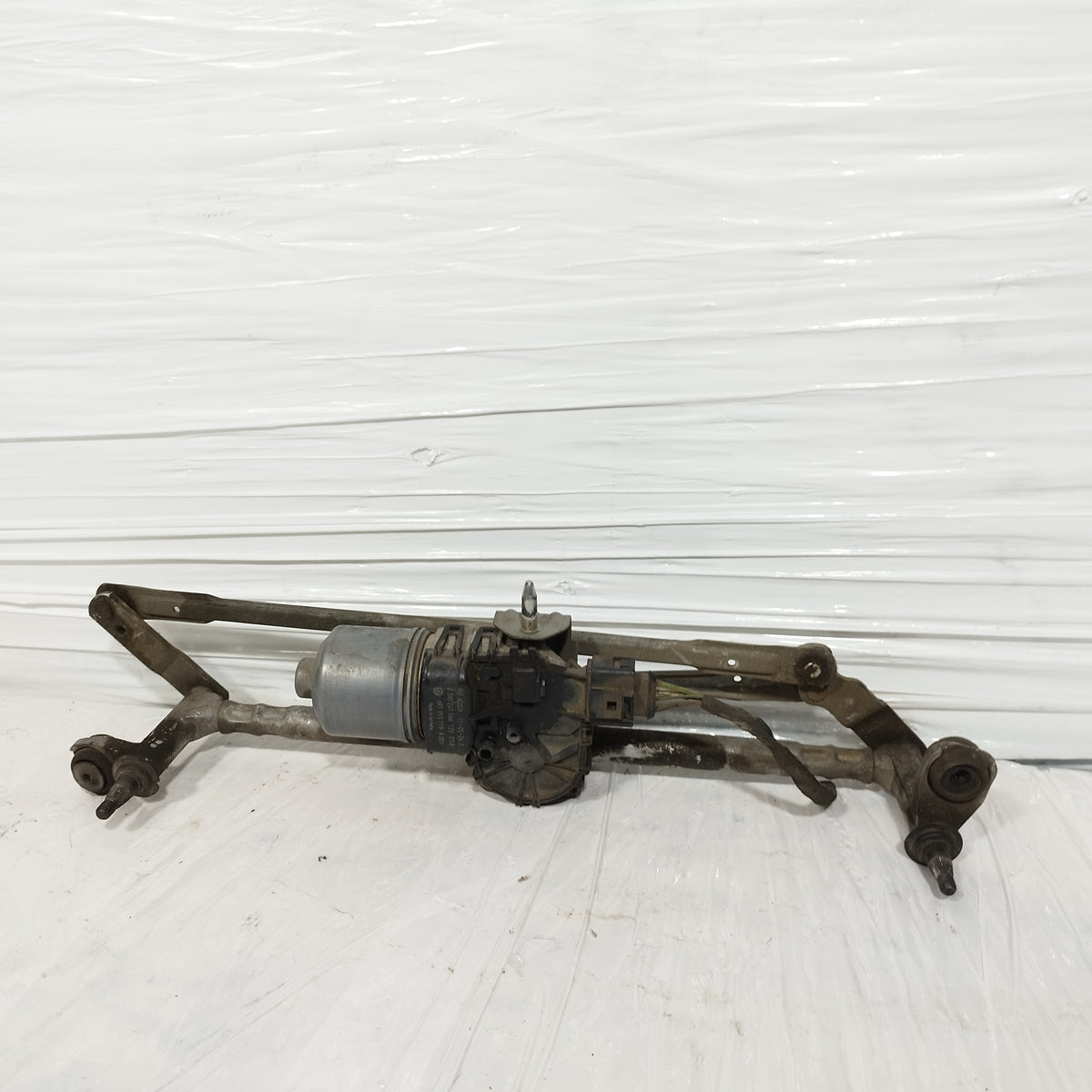 Motorino tergicristalli Volkswagen Polo (6R / 6C) 2009-2017 cod: 0390241566 ecoAC17399