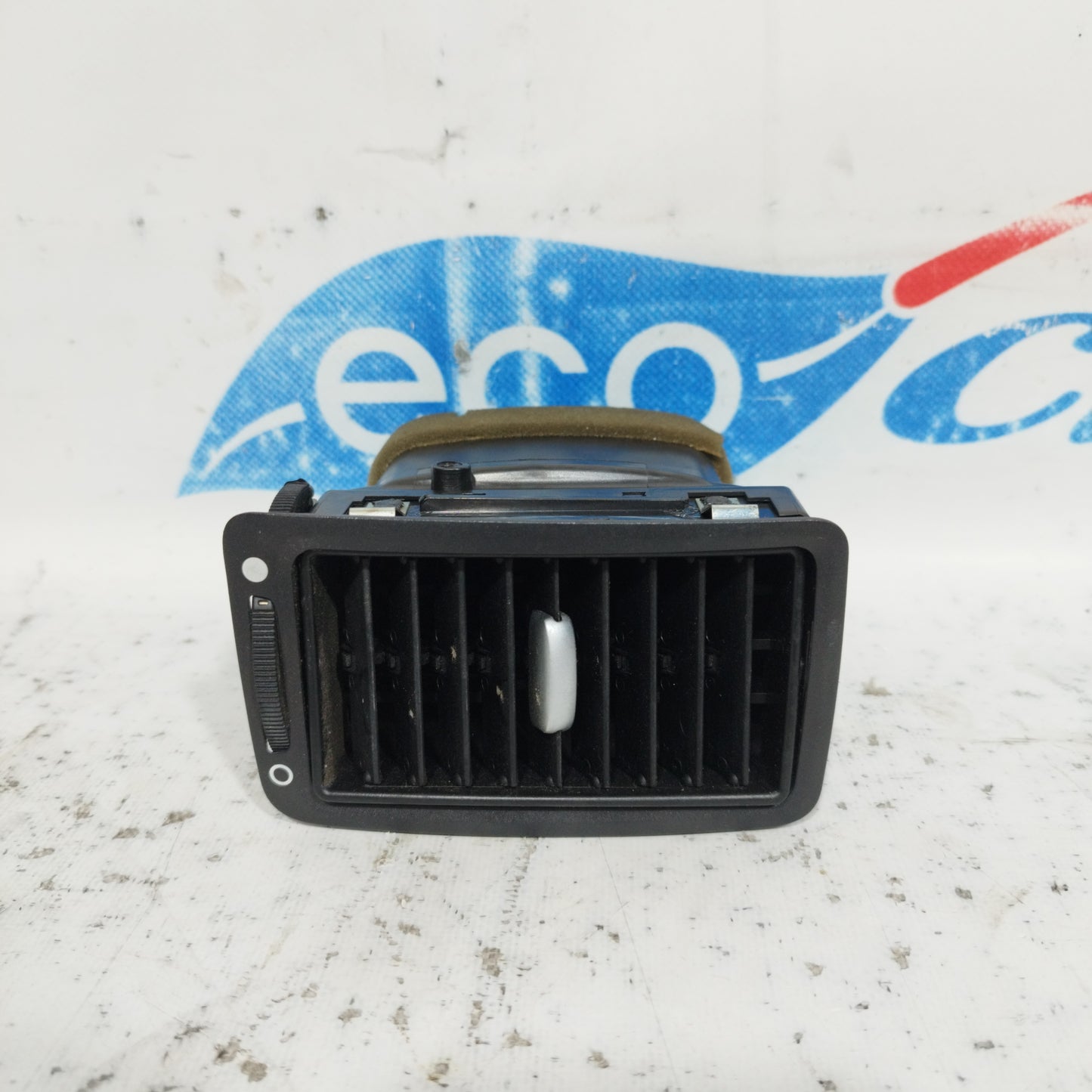 Bocchetta a/c centrale dx Lancia Musa 2009 codice: 735324240 ecoAC4621