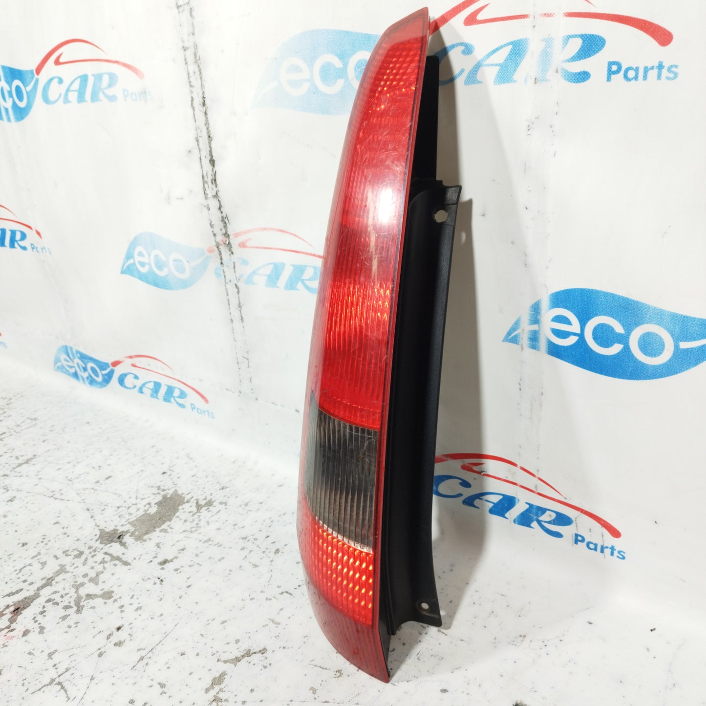 Linke Rückleuchte Ford Fiesta 5-Türer 2003 ecoAC9852