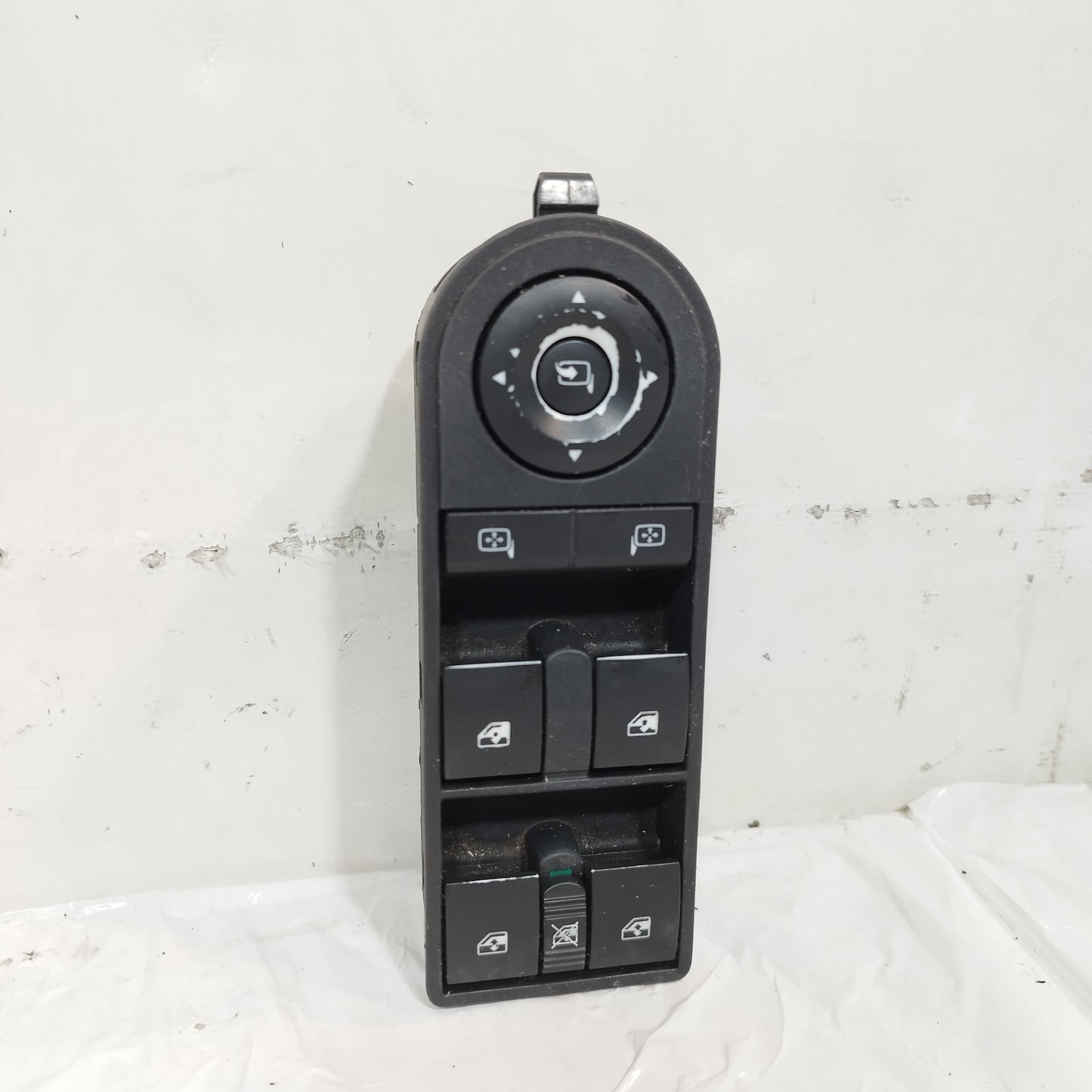 Pulsantiera alzacristalli anteriore sx Opel Zafira B (A05) 2005-2014 Cod: 13228698 ecoAC16251