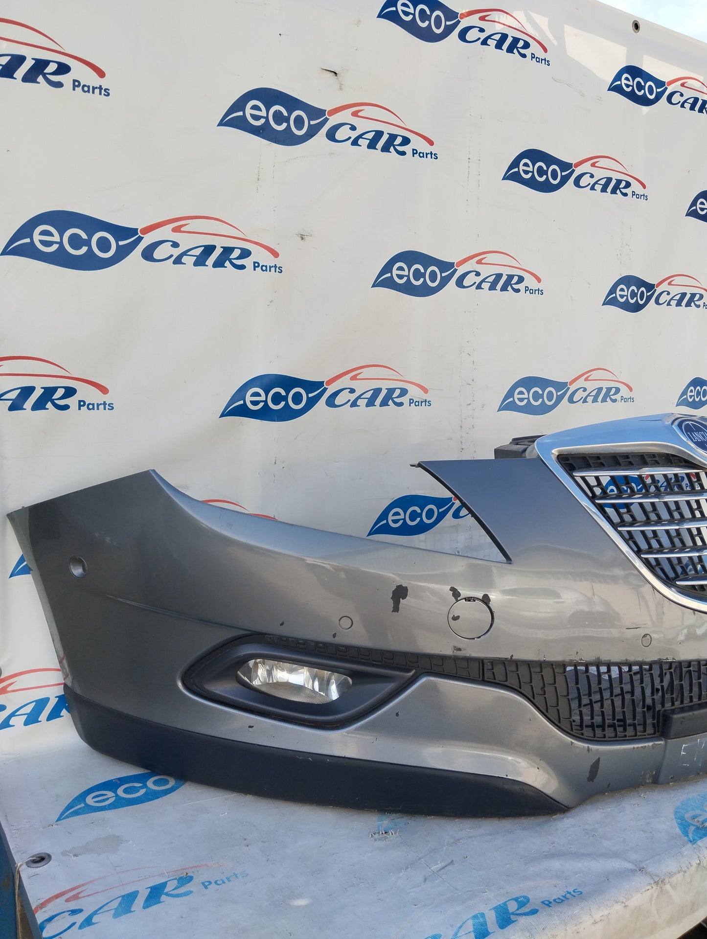 Paraurti anteriore grigio maserati Lancia Delta 2010 ecoAG5654