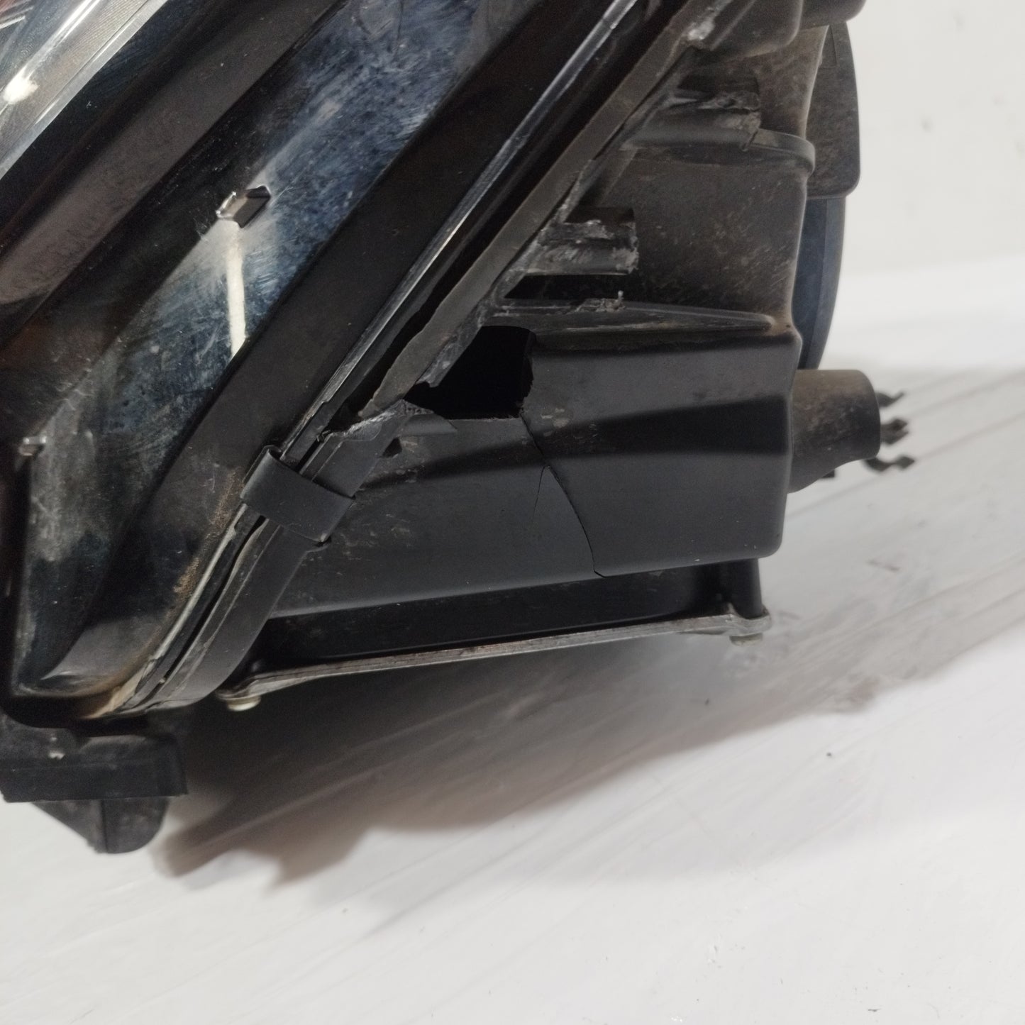 Fanale anteriore sx Fiat Tipo 2016 Xenon Cod: 00520159600E ecoAC13524