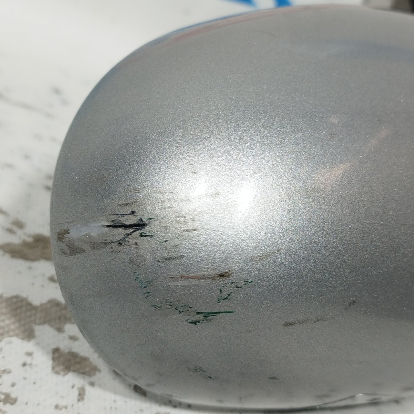 Grauer, manueller Außenspiegel vorne rechts für Smart fortwo 450, Baujahr 2004, ecoAC10584