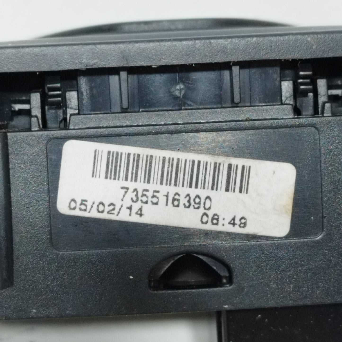 4 Arrows Button Panel Ford Ka 2014 Code: 735516390 ecoAC9447