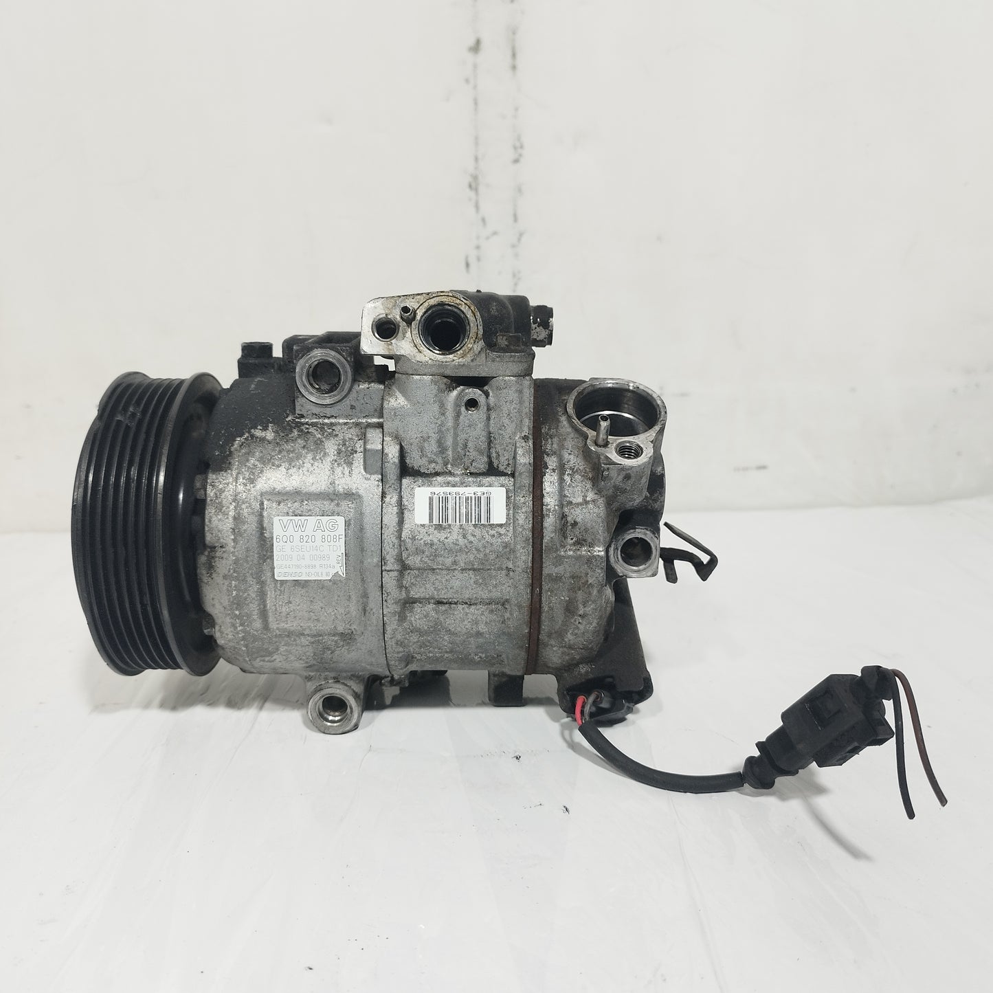 Compressore a / c Volkswagen Polo (9N) 1.4 B 2001-2014 2 pin cod: 6q0820808f ecoAC15508