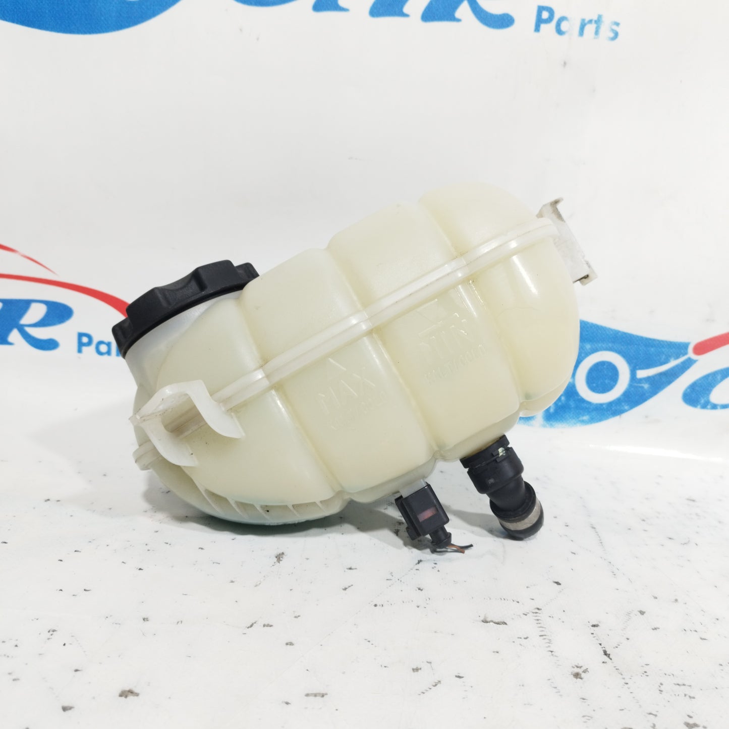 Expansion tank BMW F20 series 1 2013 Code ZB1713760946805 ecoAC8398