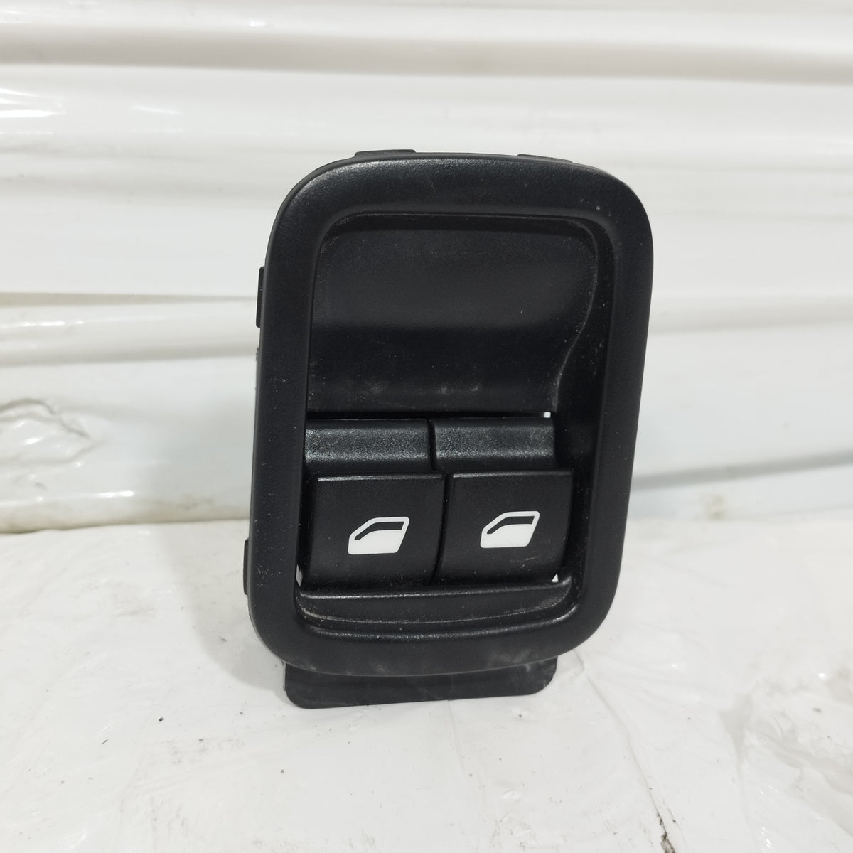 Pulsante anteriore sx Citroen C3 III 2016-2024 ecoAC17364
