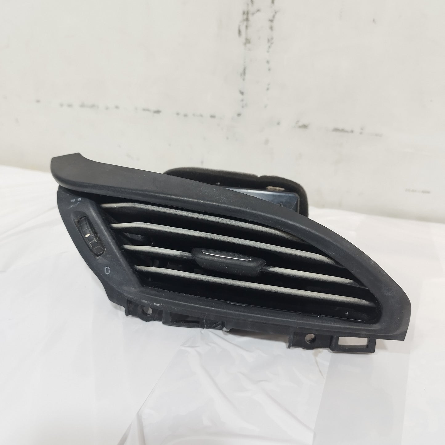 Bocchetta aria sx Fiat Tipo II (356 / 357) 2015-2020 cod: ls395455 ecoAC16386