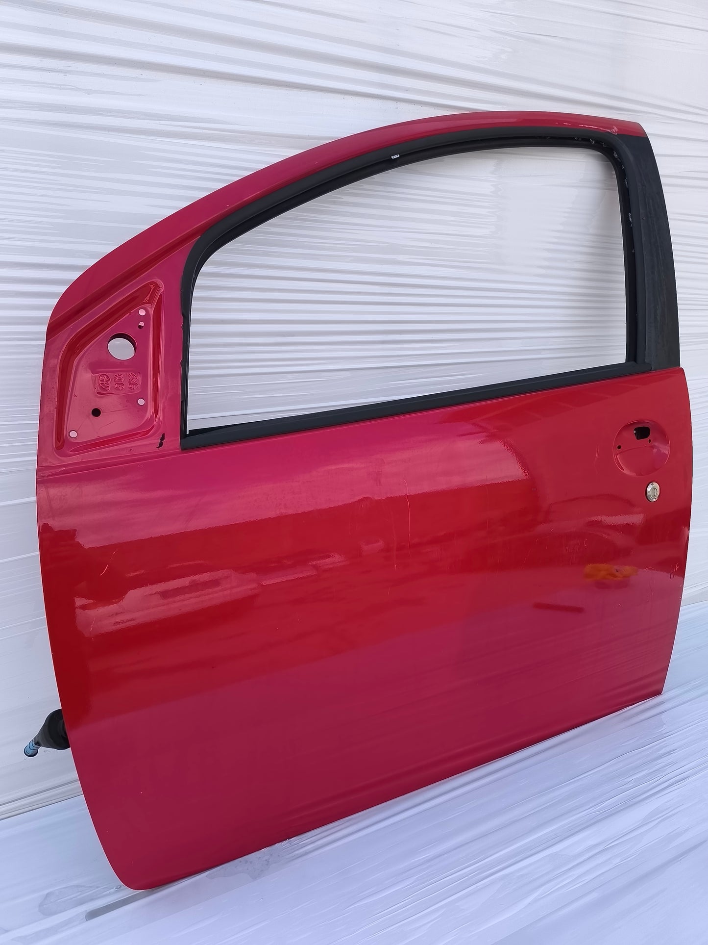 Sportello anteriore sx Toyota Aygo anno 2006 rosso ecoag8185