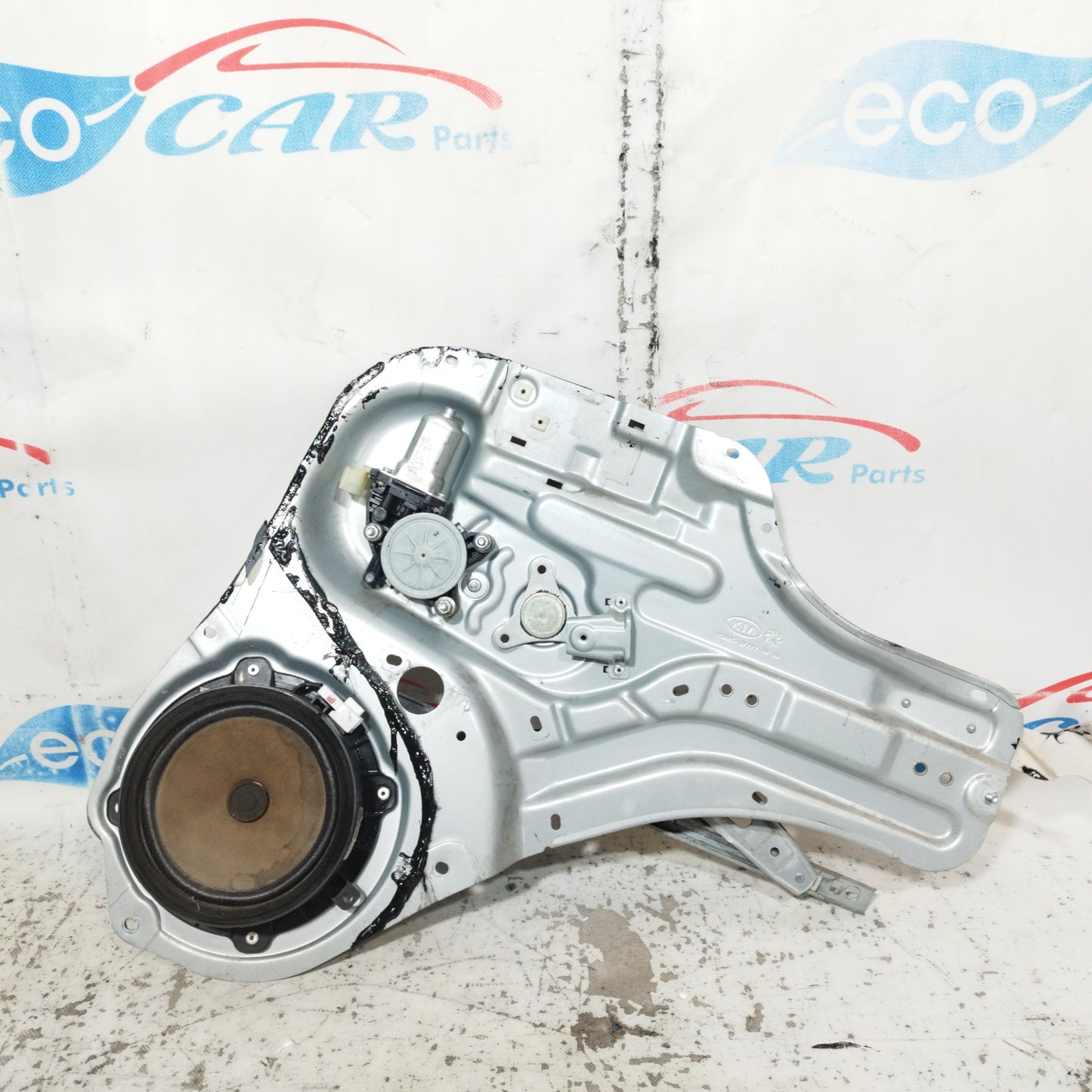 Rear rack right Kia Soul 2008 code: 83480-2KXXX ecoAC9398