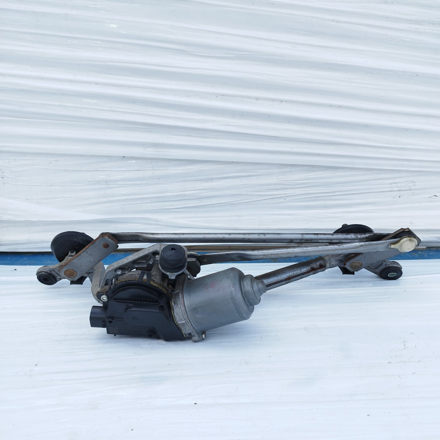 Motorino tergicristalli Toyota Urban Cruiser 2009-2014 5 pin cod: 85110-52550 ecoAC15829