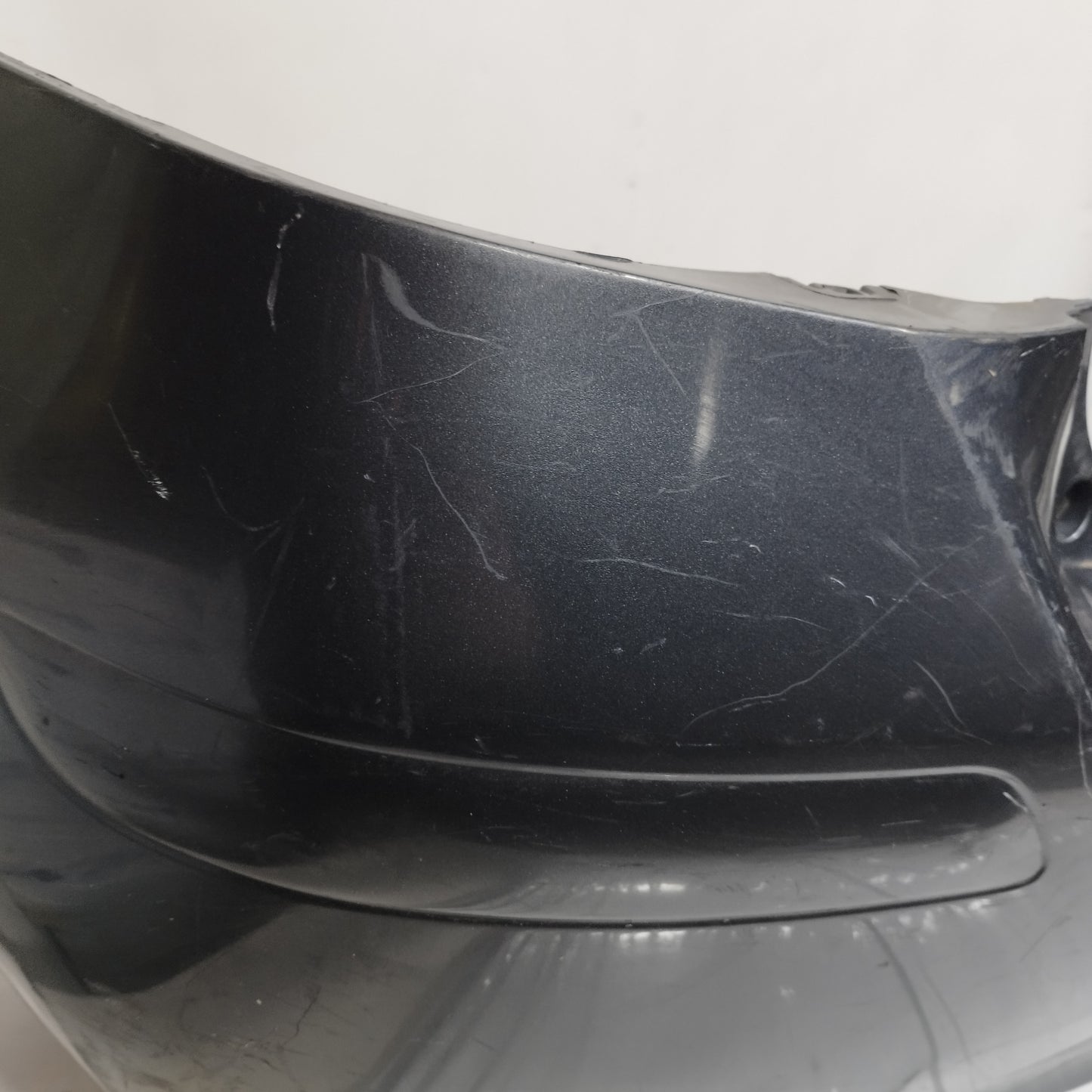 Paraurti posteriore grigio scuro Toyota Yaris 2011 ecoAC15038