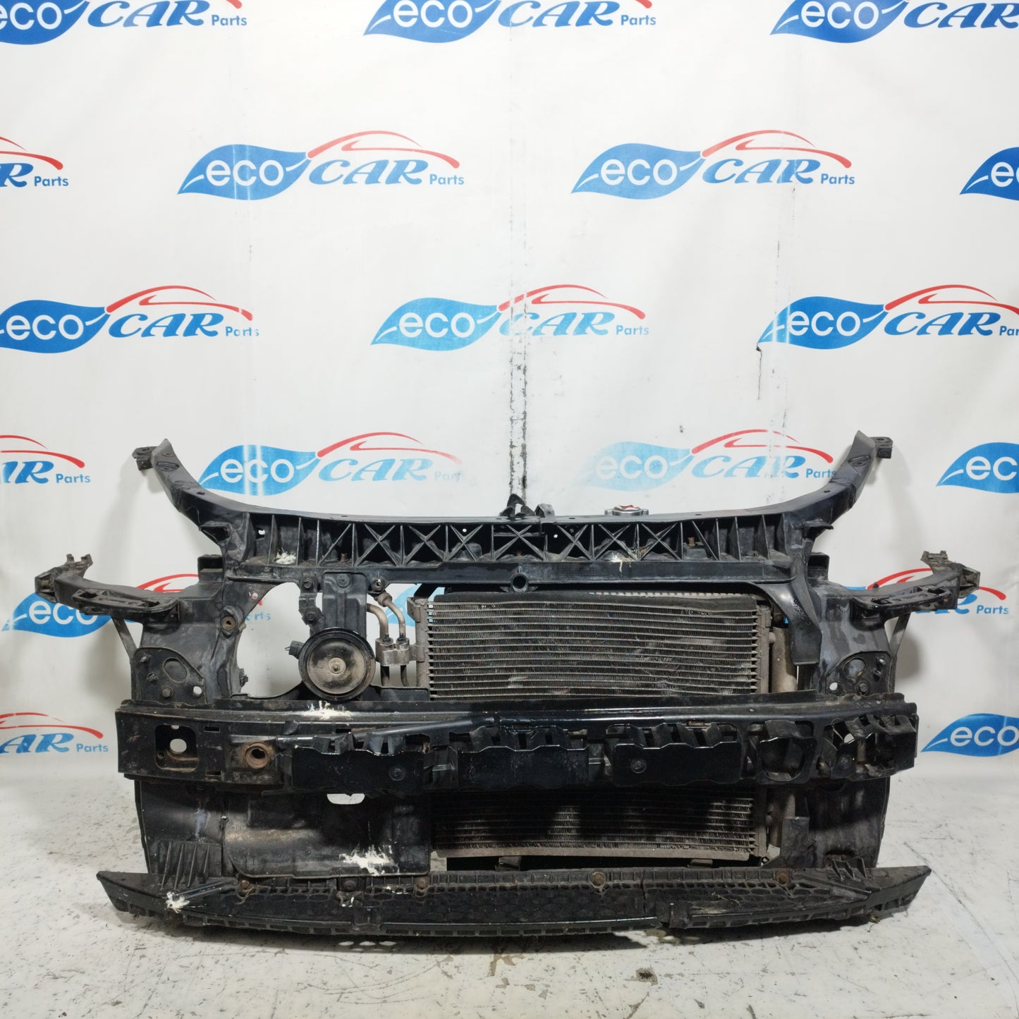 Kompletter Kühlergrill mit Verstärkung und Kühlern Hyundai i10 1.1 B 2010 Code: 64101-0X000 ecoAC9878