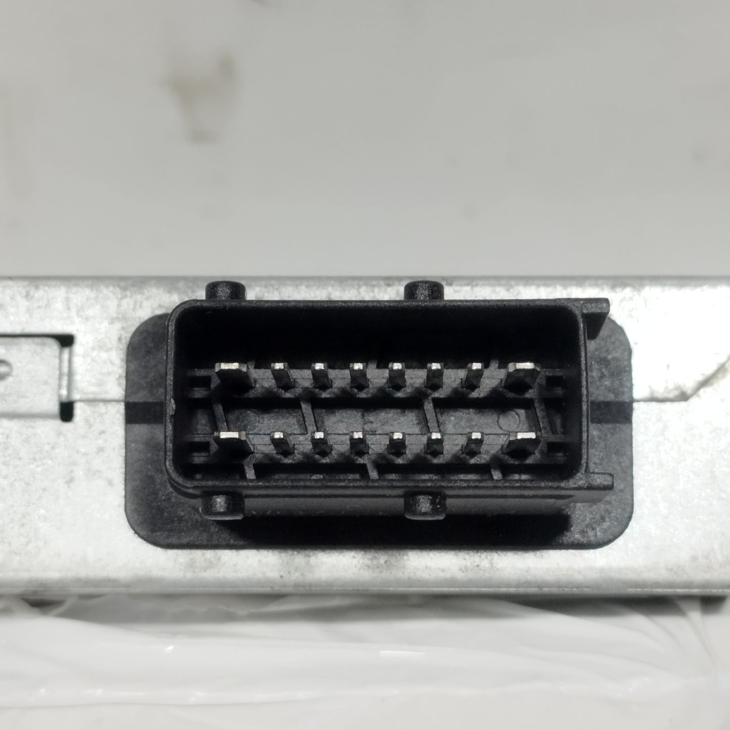 Code der Bluetooth-Steuereinheit für Alfa Romeo Giulietta 2015: 50520764 ecoAC11971