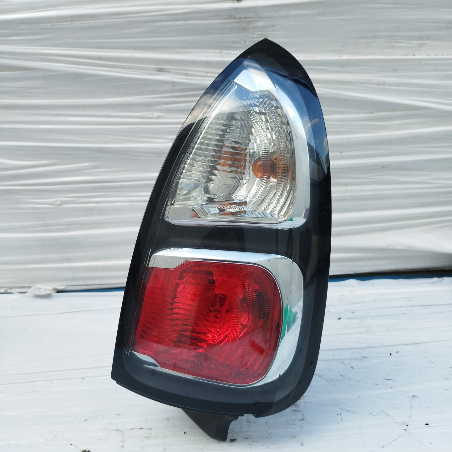 Fanale posteriore dx Citroen C3 Picasso 2009 cod: 9681749180 ecoDM229