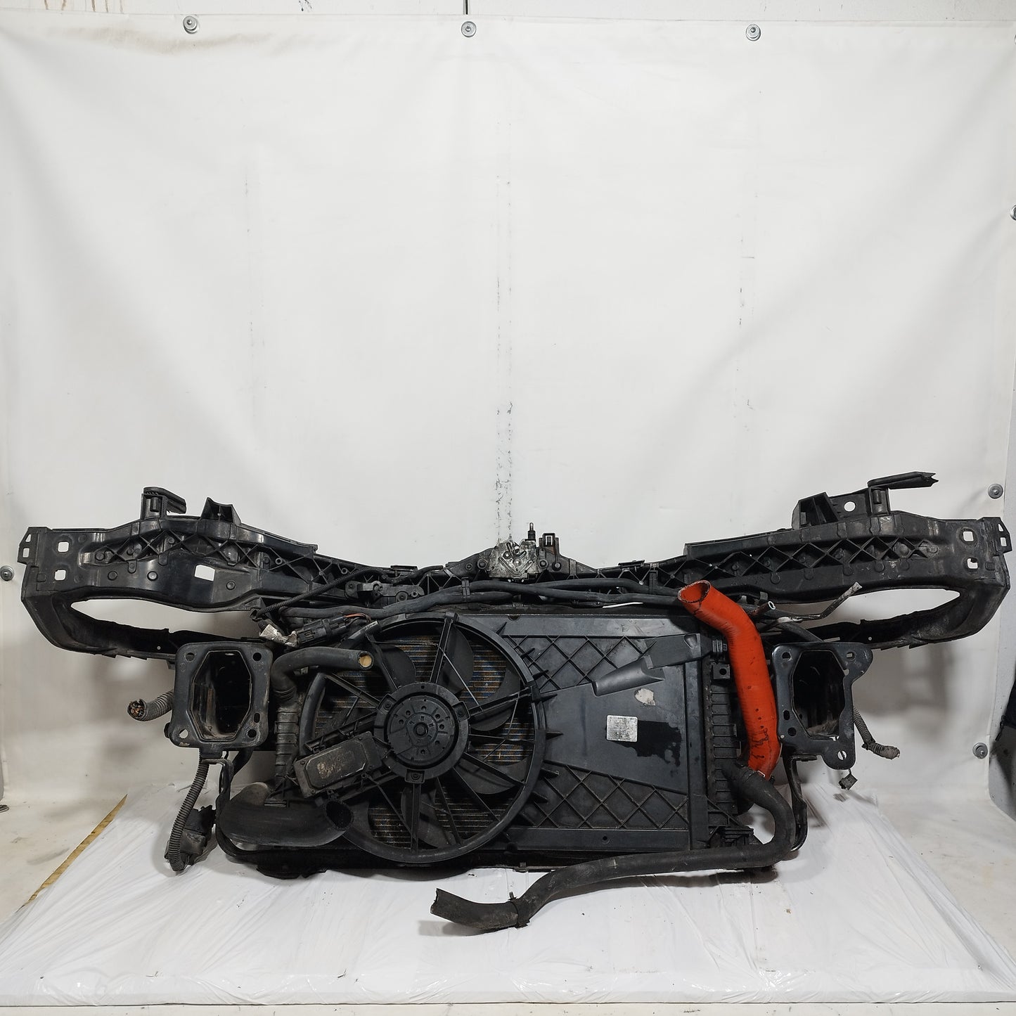 Kit radiatori con rinforzo Ford Focus 1.6 D 2006 cod: 013030393p ecoAC14963
