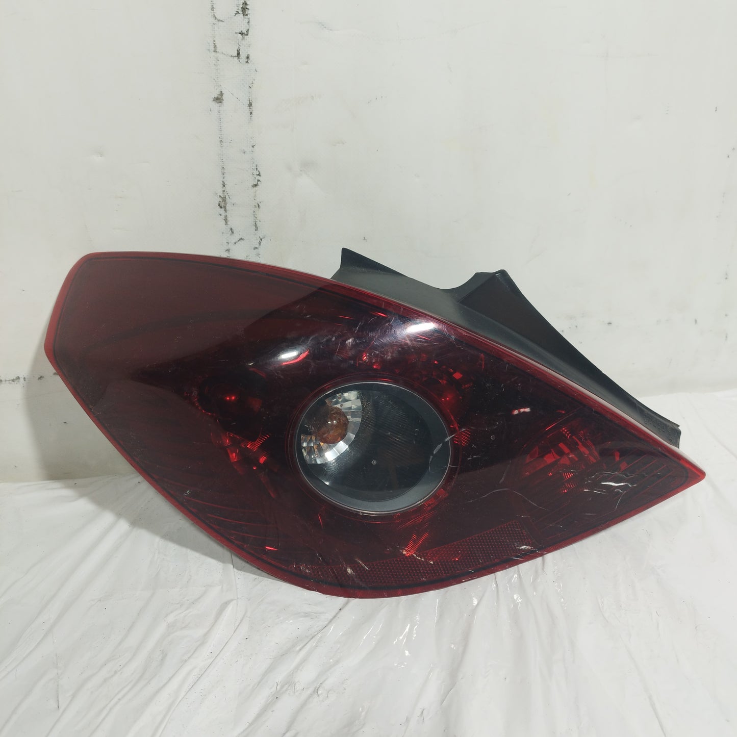 Fanale posteriore sx Opel Corsa D 2011 3 porte cod: 13242811 ecoAC15179