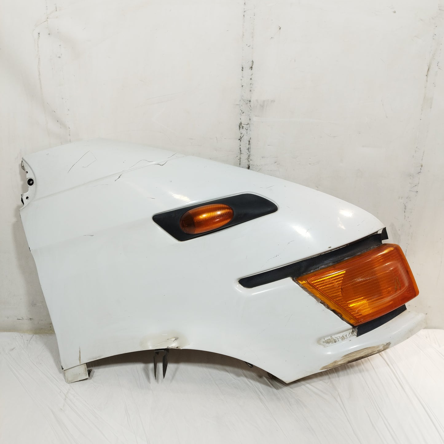 Parafango anteriore dx bianco Iveco Daily C13 III 2000-2006 ecoAC16651