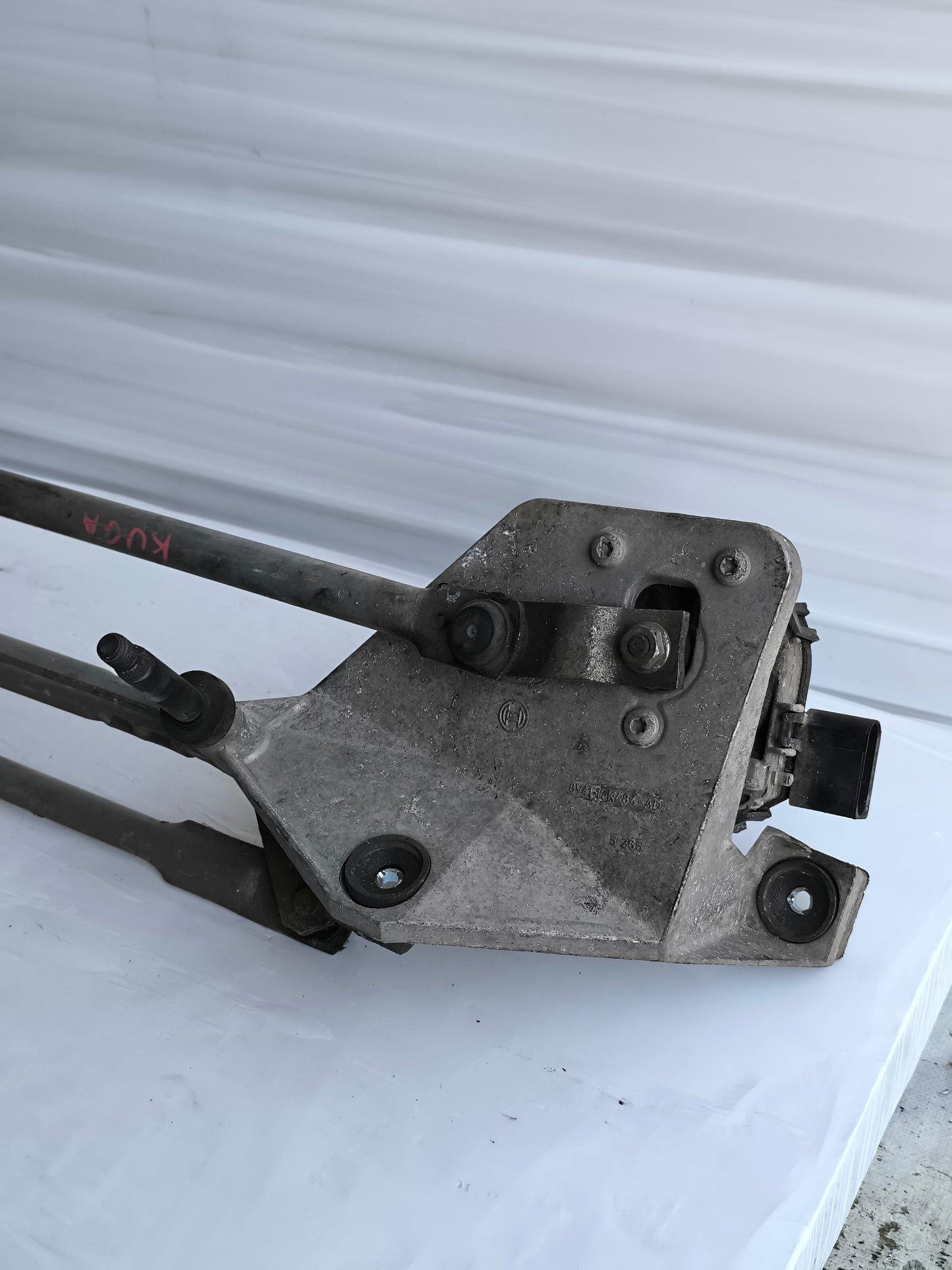 Motorino tergicristalli anteriore Ford Kuga I anno 2008-2012 BOSCH cod: 3397021368 ecoAG8574
