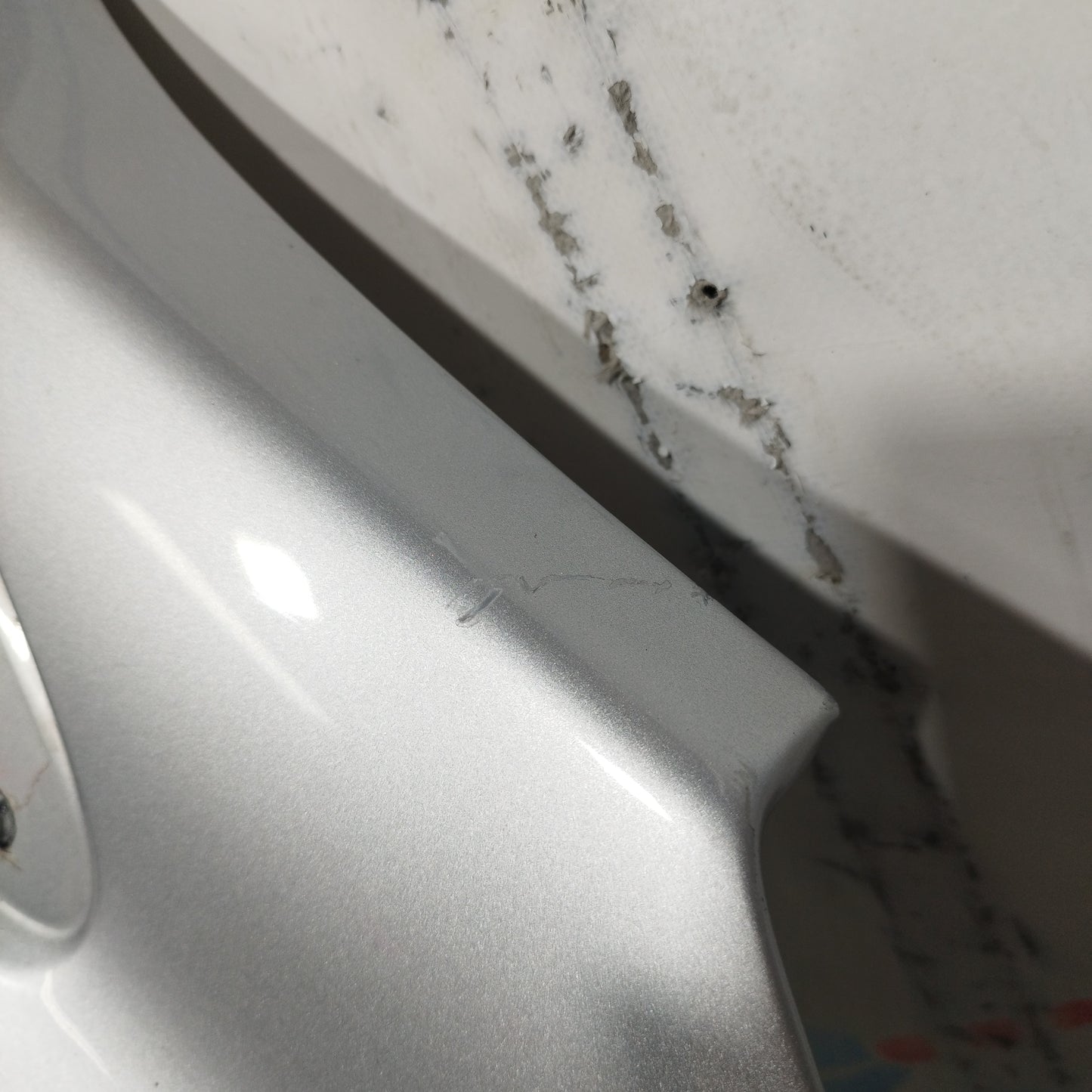 Front mudguard right silver grey Renault Megane 2010 ecoAC8776