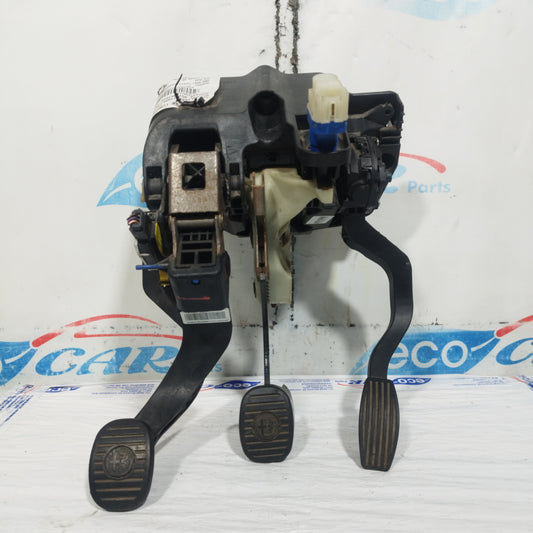 Alfa Romeo Giulietta 1,4 TB 2014 Pedalsatz, Code: 0518067620 ecoAC11164