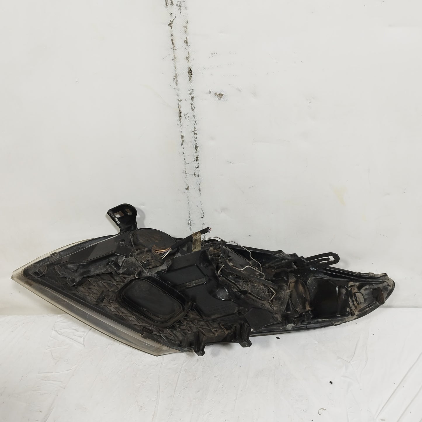 Fanale anteriore dx Renault Megane 2011 cod: 030124420400 ecoAC15104
