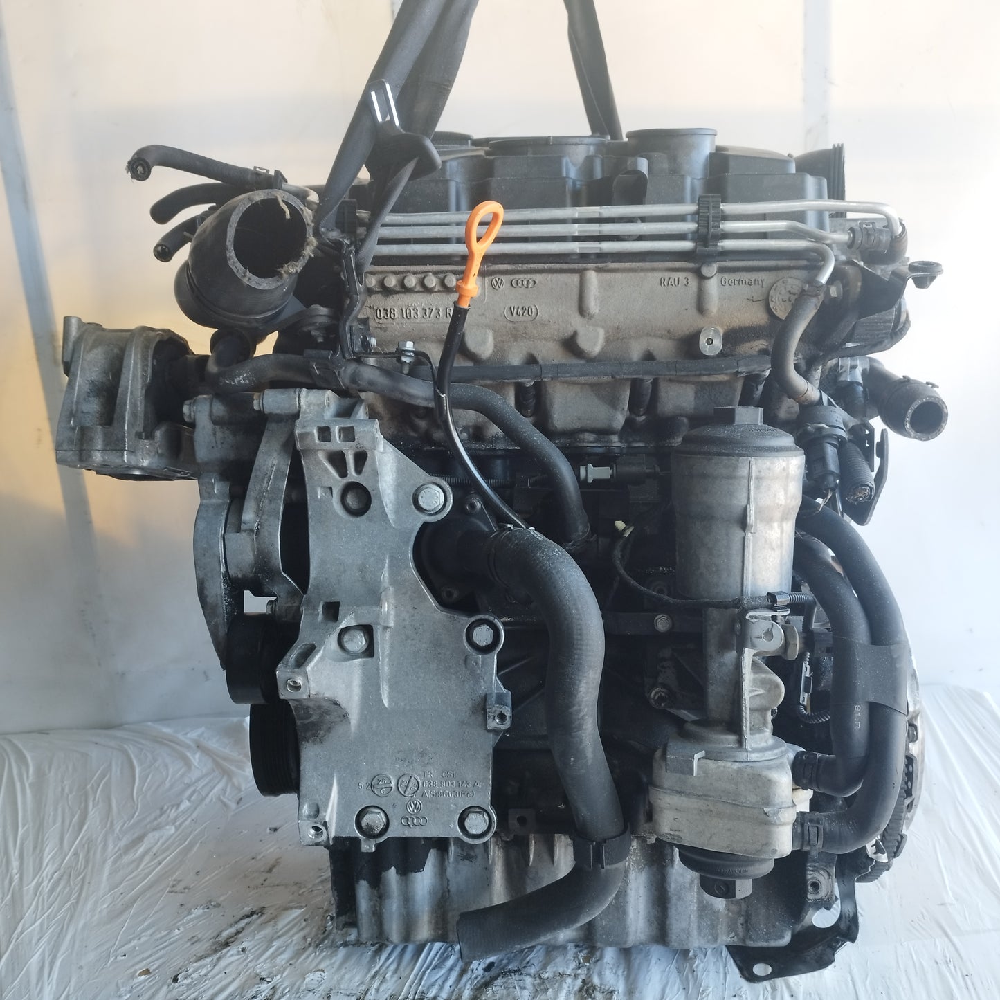 Motore Volkswagen Golf 5 1.9 TDI 2006 cod: BLS ecoAC15275