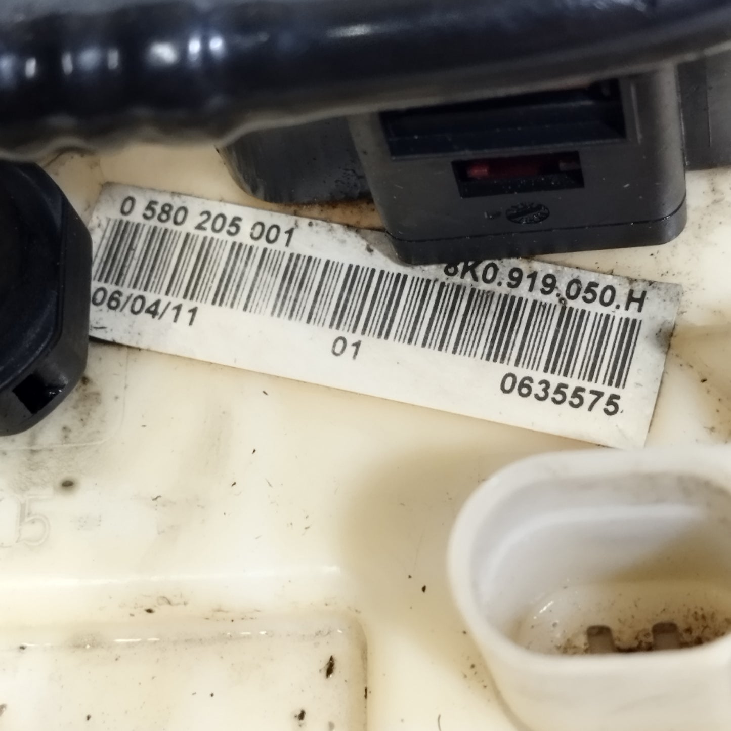 Pompa galleggiante Audi A4 2.0TDI 2011 Cod: 0580205001 ecoAC13795