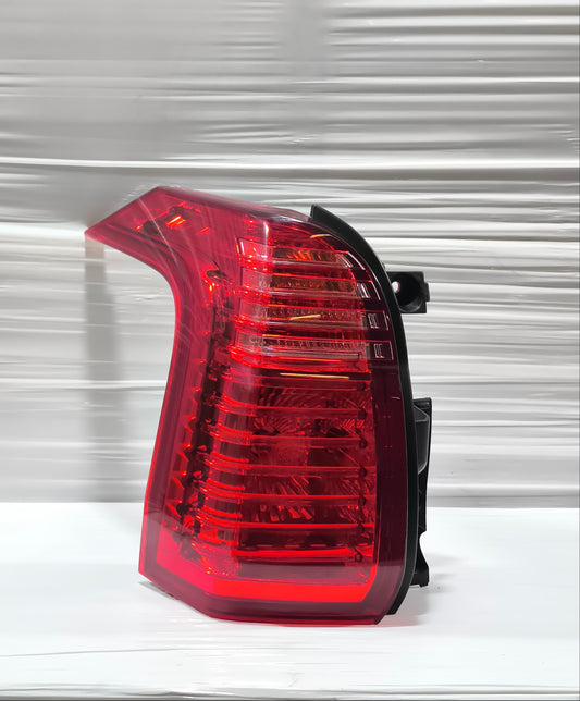 Fanale posteriore sx a Led Peugeot 5008 I serie (0U / 0E) anno 2009-2016 cod: 9672666580 ecoAG9676