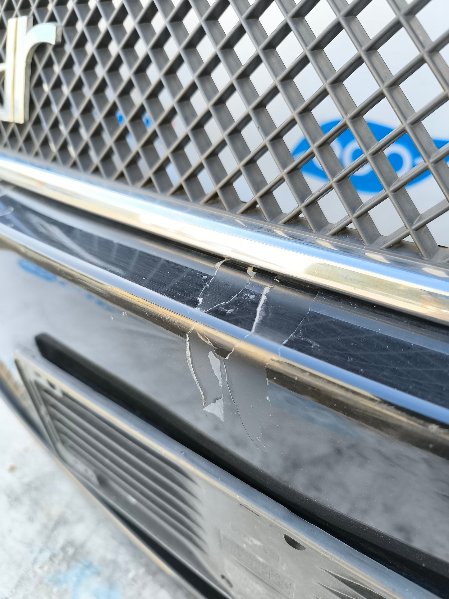 Black front bumper DR1 ecoAG5713