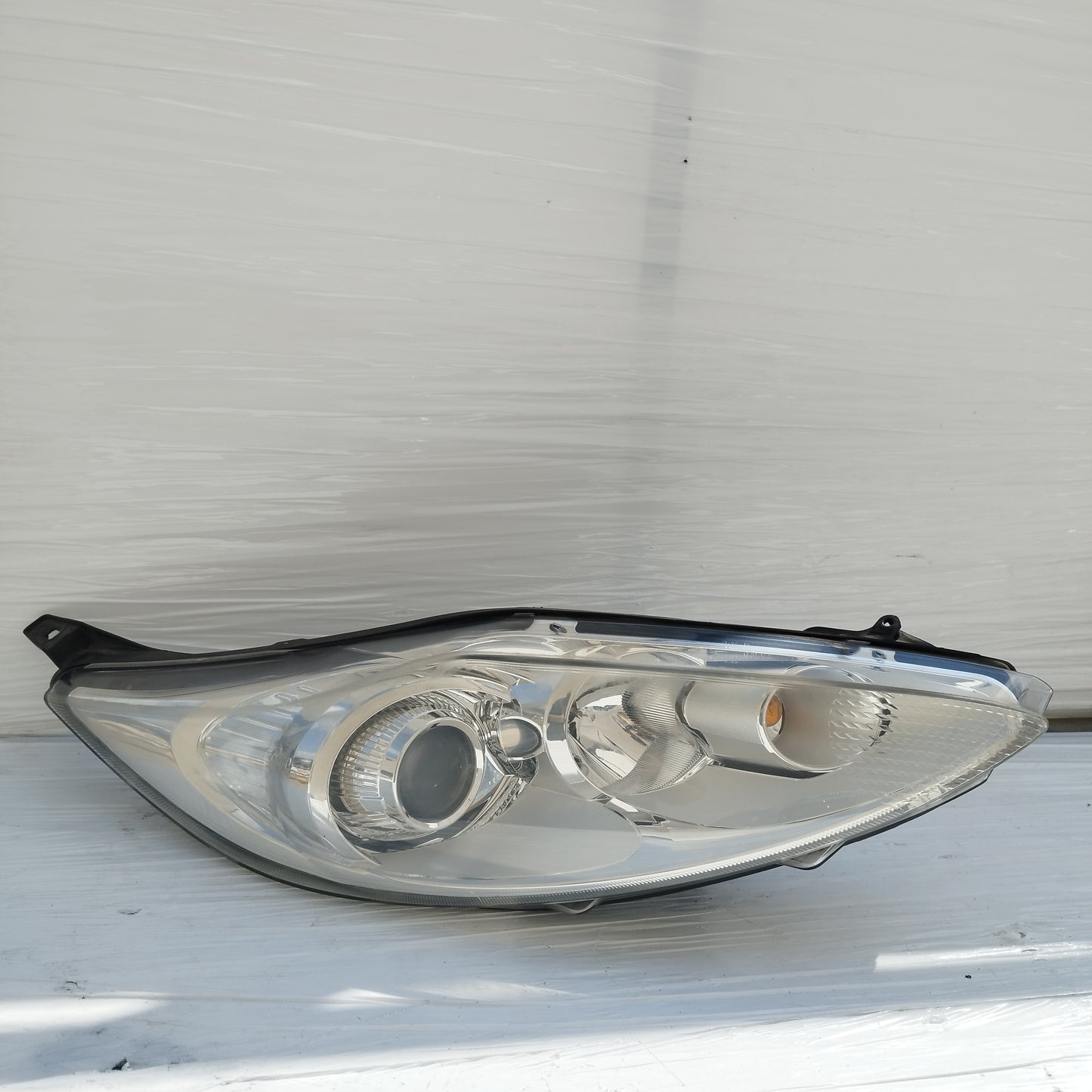 Fanale anteriore dx Ford Fiesta 2010 cod: 8A61-13W029-CG ecoDM067