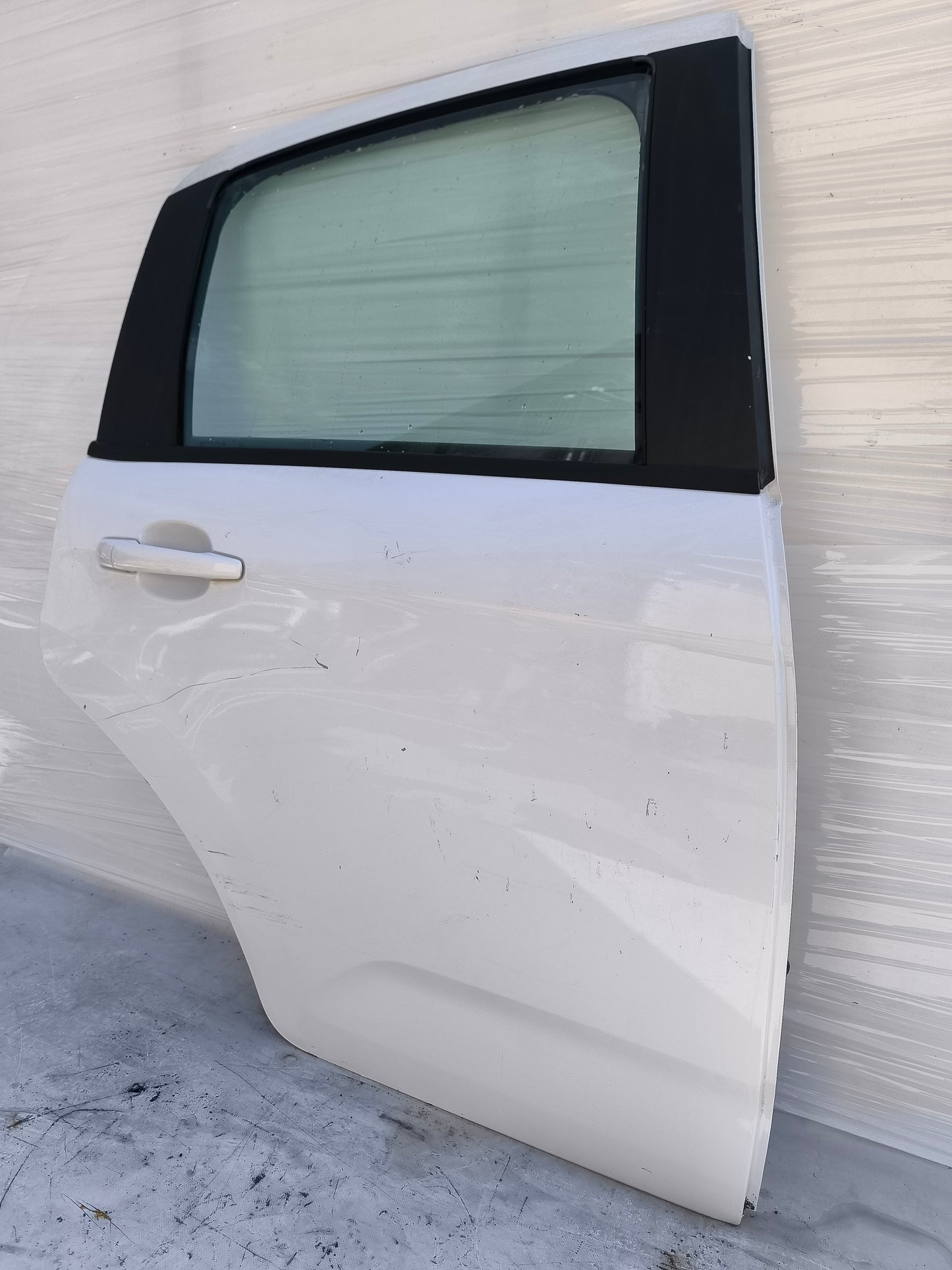 Sportello posteriore dx bianco Citroen C3 anno 2009-2016 ecoAG7957