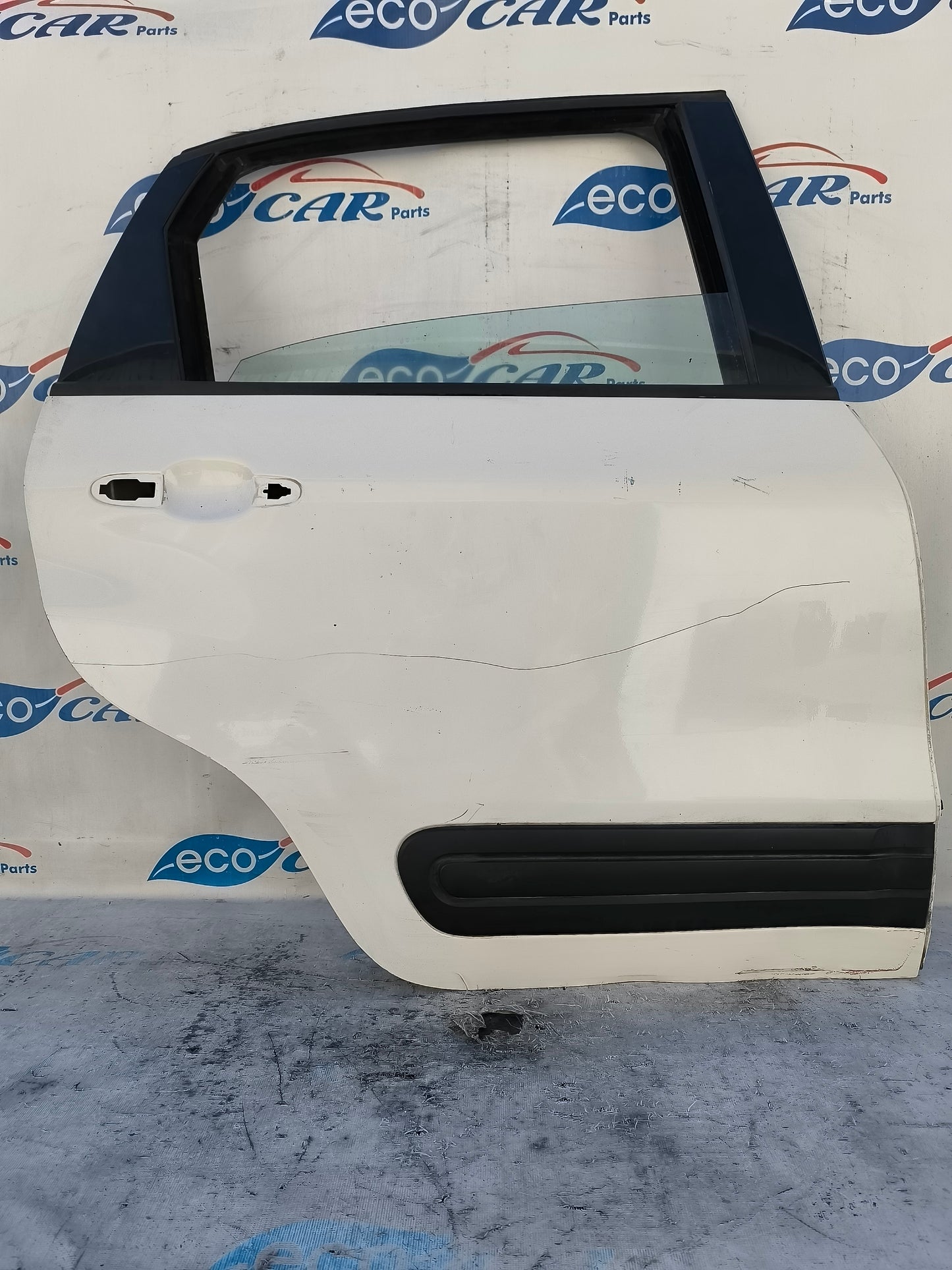 Rear right door white Fiat 500L ecoAG5915