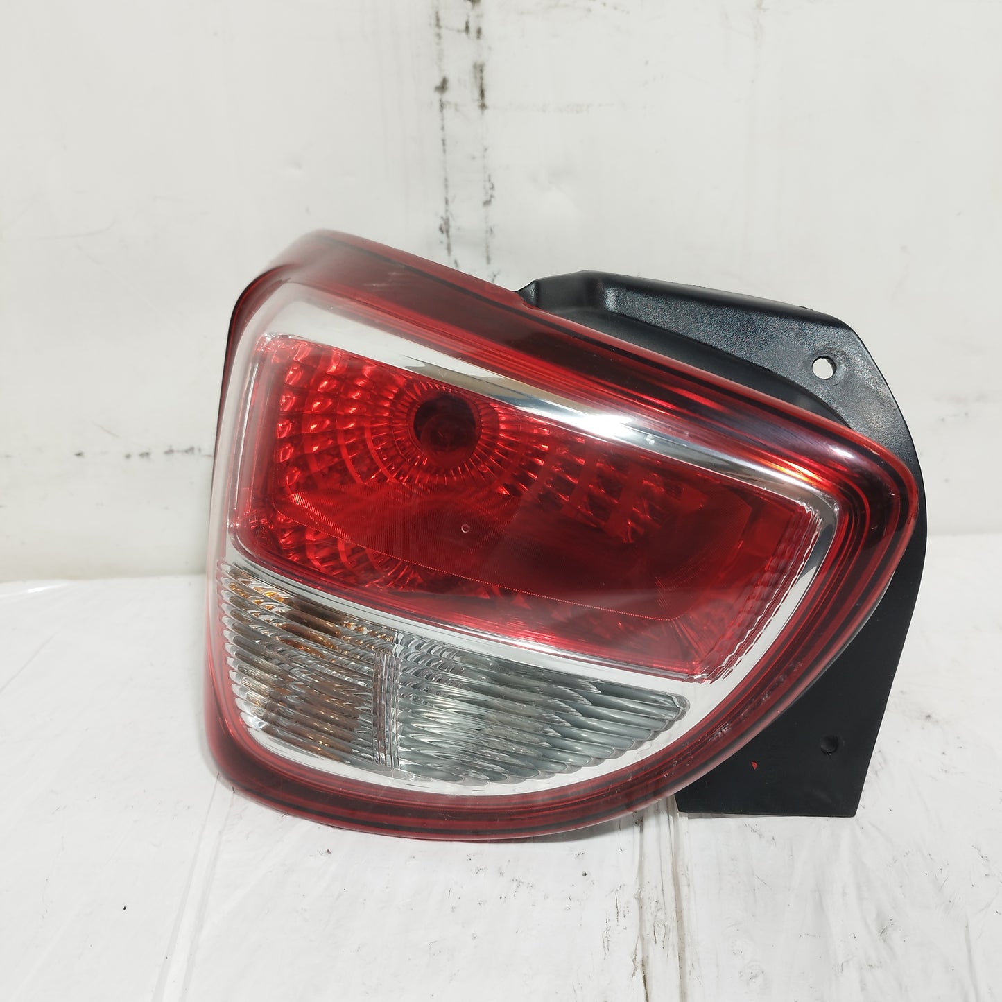 Fanale posteriore sx Hyundai I10 2013-2016 cod: 92401-B9100 ecoAC15364