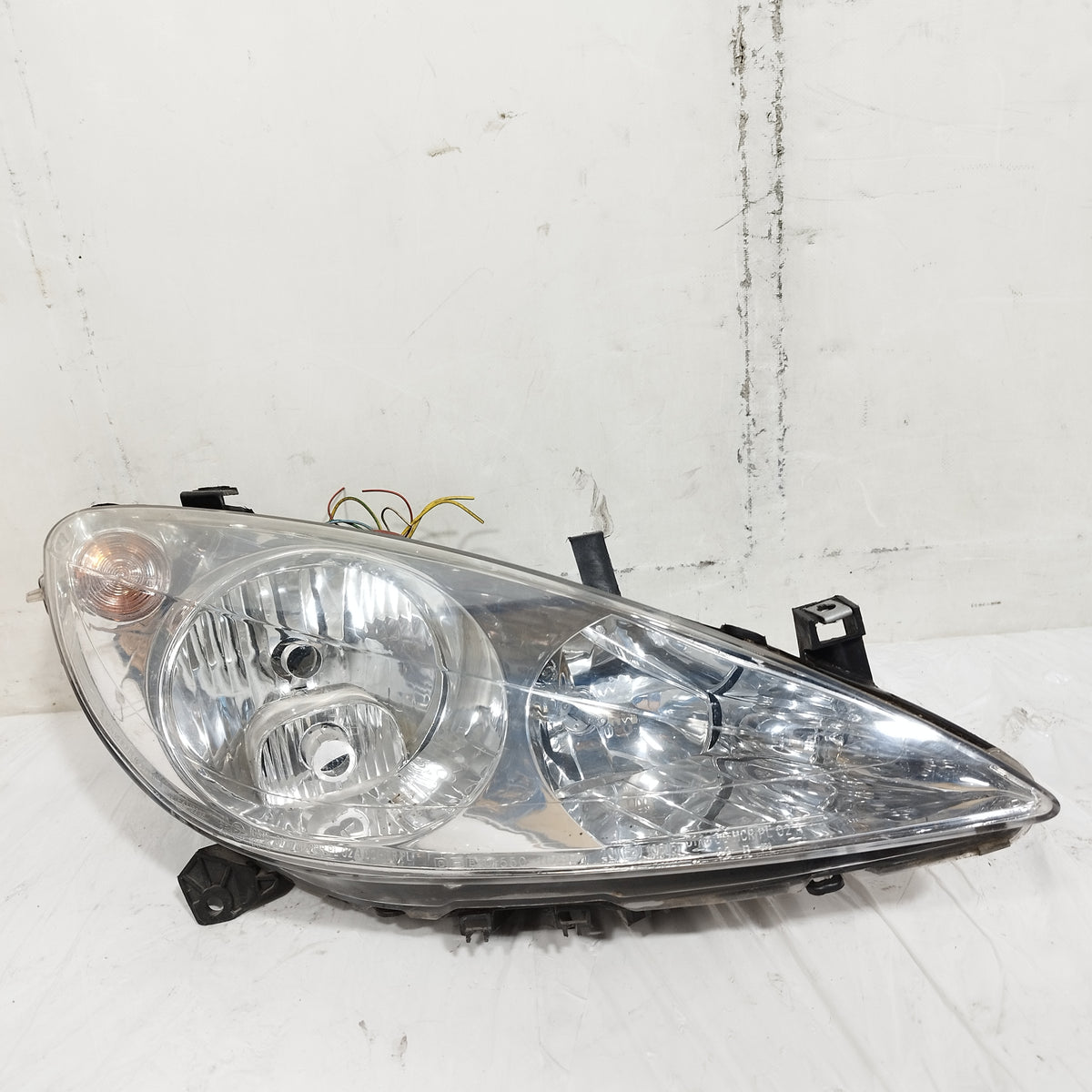 Fanale anteriore dx Peugeot 307 I serie 2001-2005 DEPO cod: 550-1128R ecoAC16762