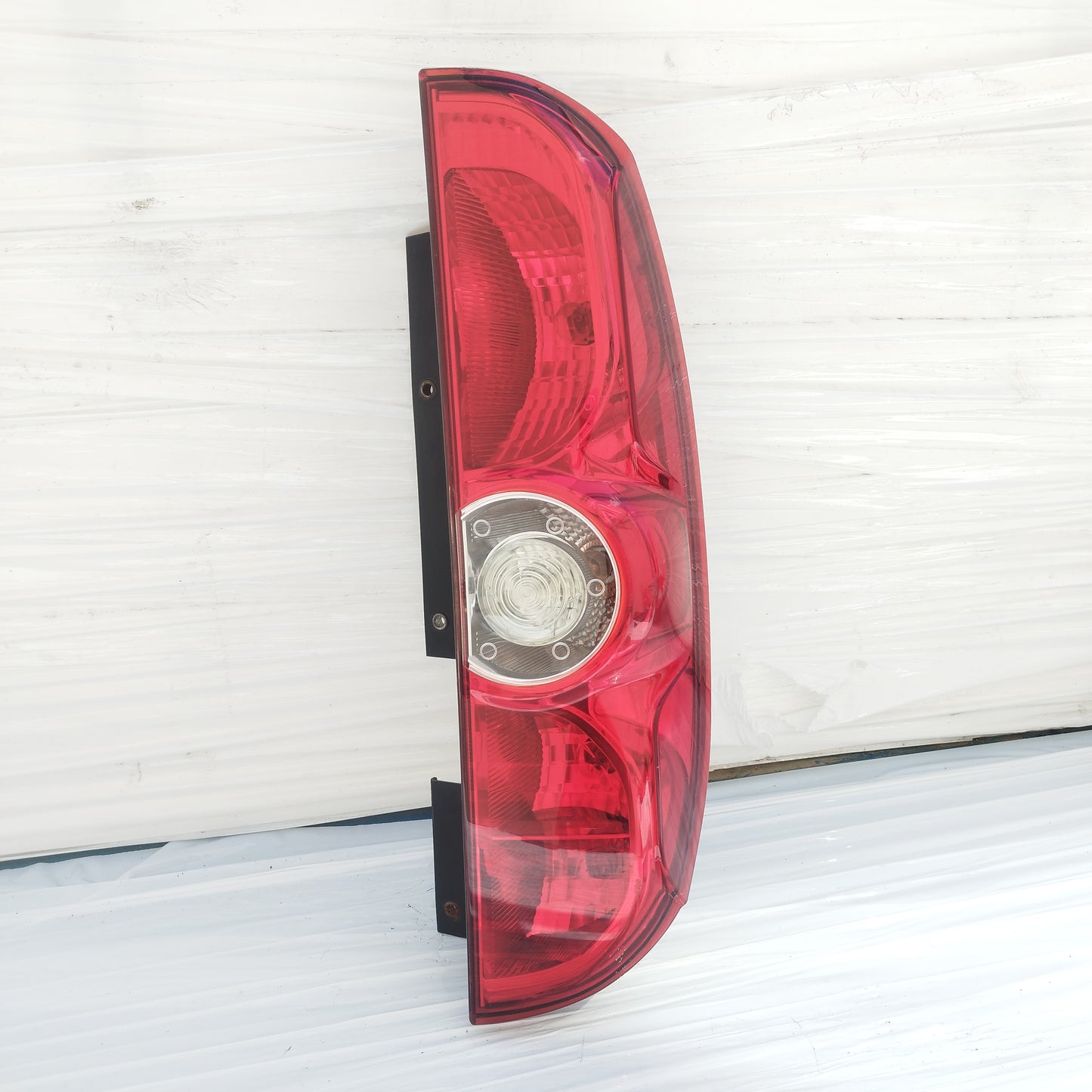 Fanale posteriore dx Fiat Doblo 2015 cod: 00518106730 ecoDM209