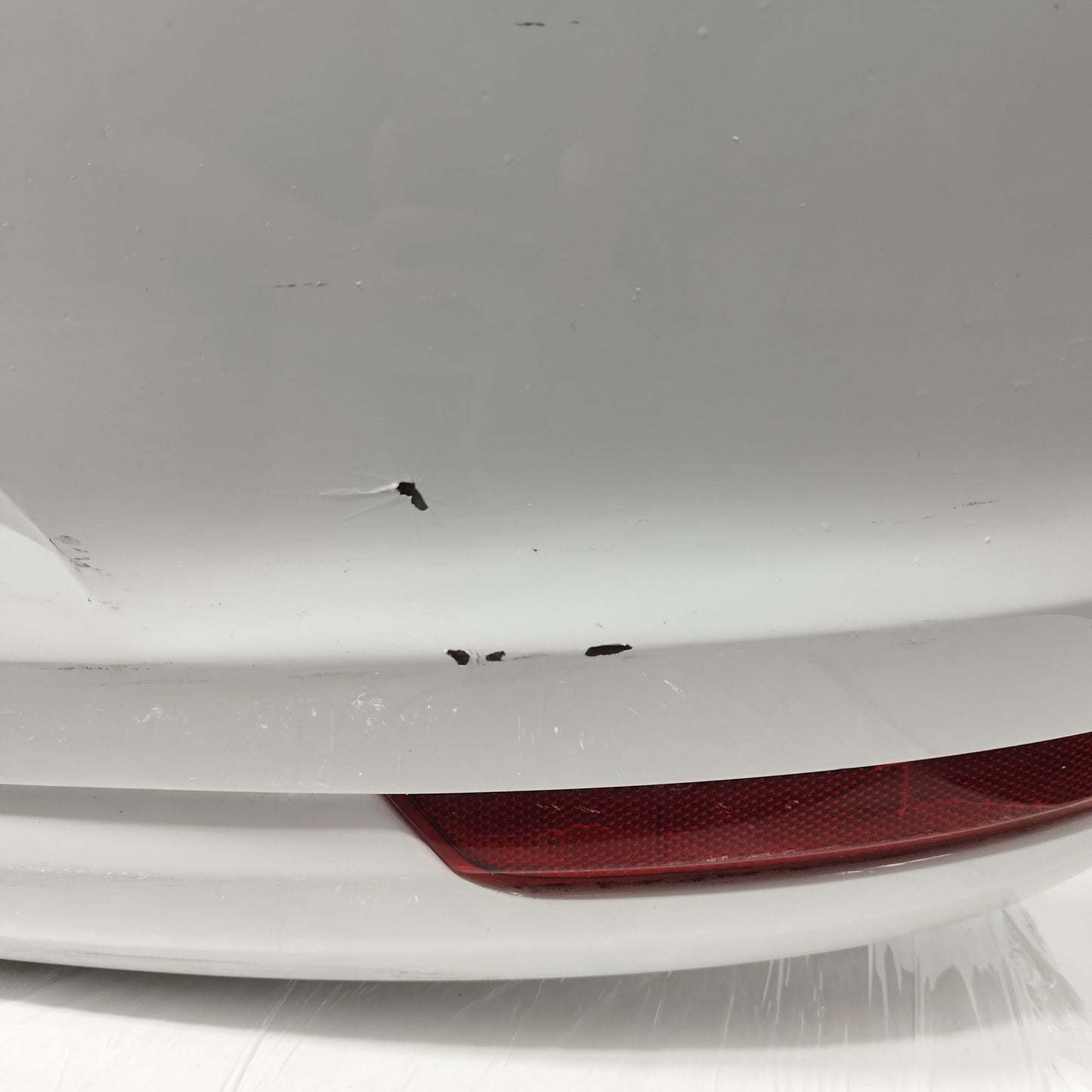 Rear Bumper White Volkswagen Polo 2016 ecoAC12243