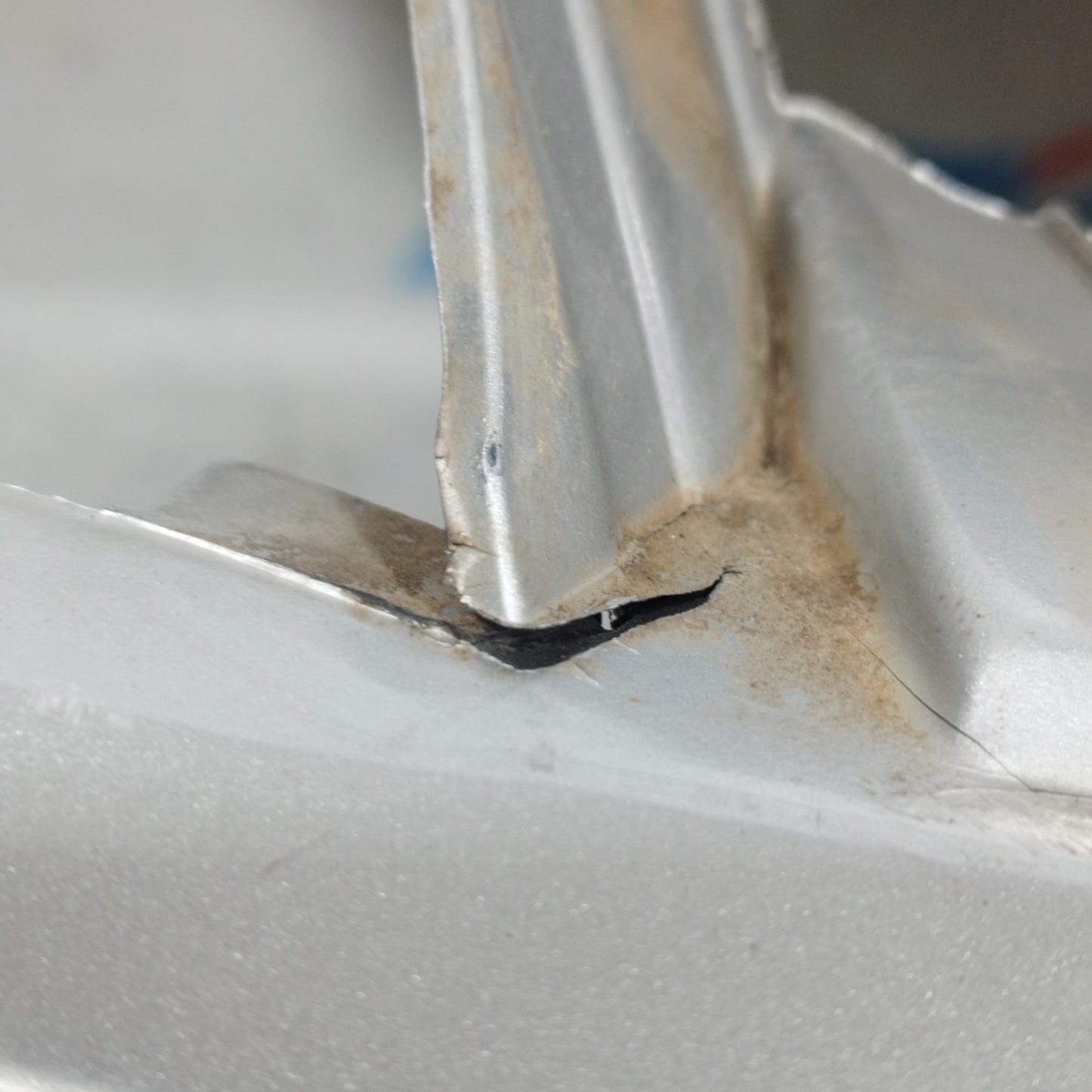 Front bumper silver grey Renault Clio 2007 ecoAC8336