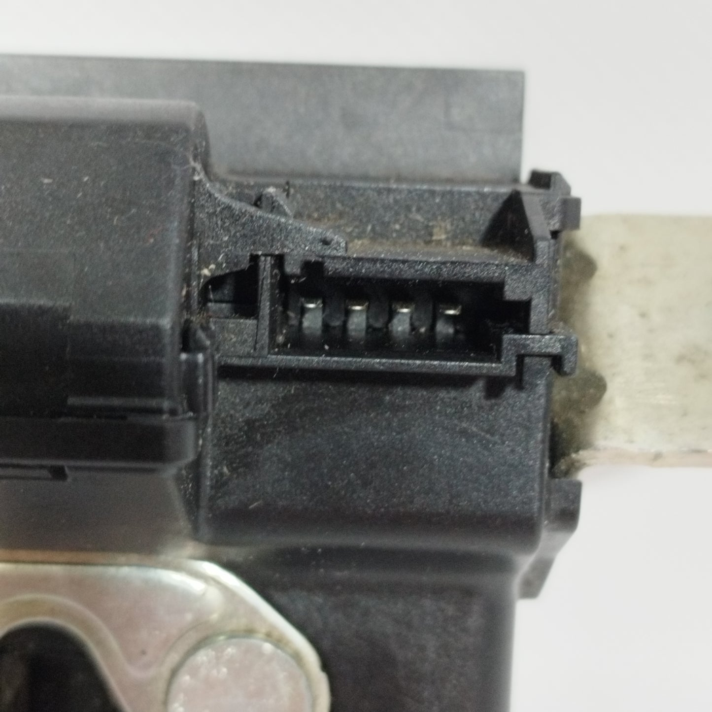 Serratura portellone Alfa Romeo Giulietta 2015 Cod: 55701971 ecoAC11206