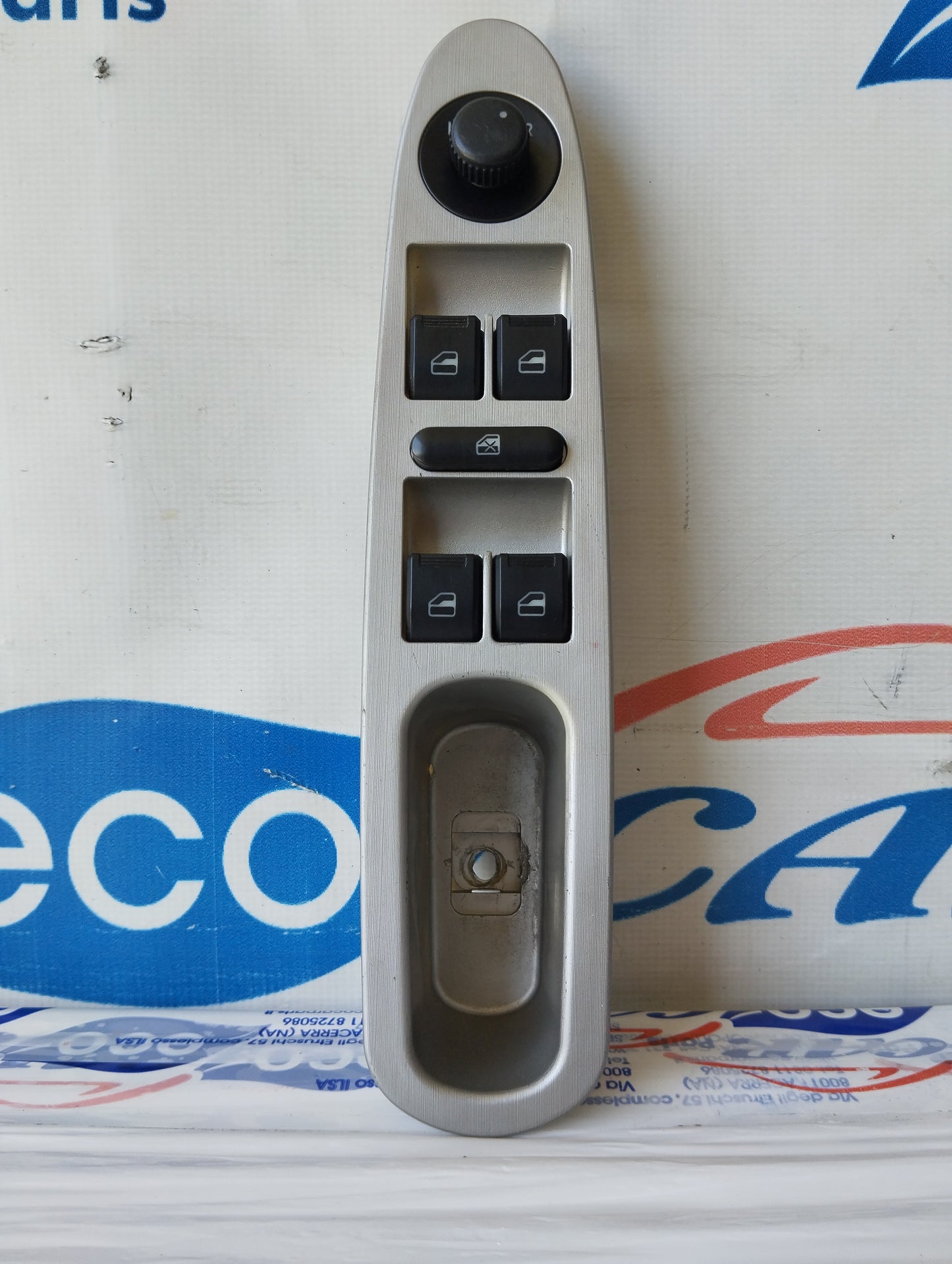 Pulsantiera anteriore sx DR1 cod: s18-3746130 ecoAG4781