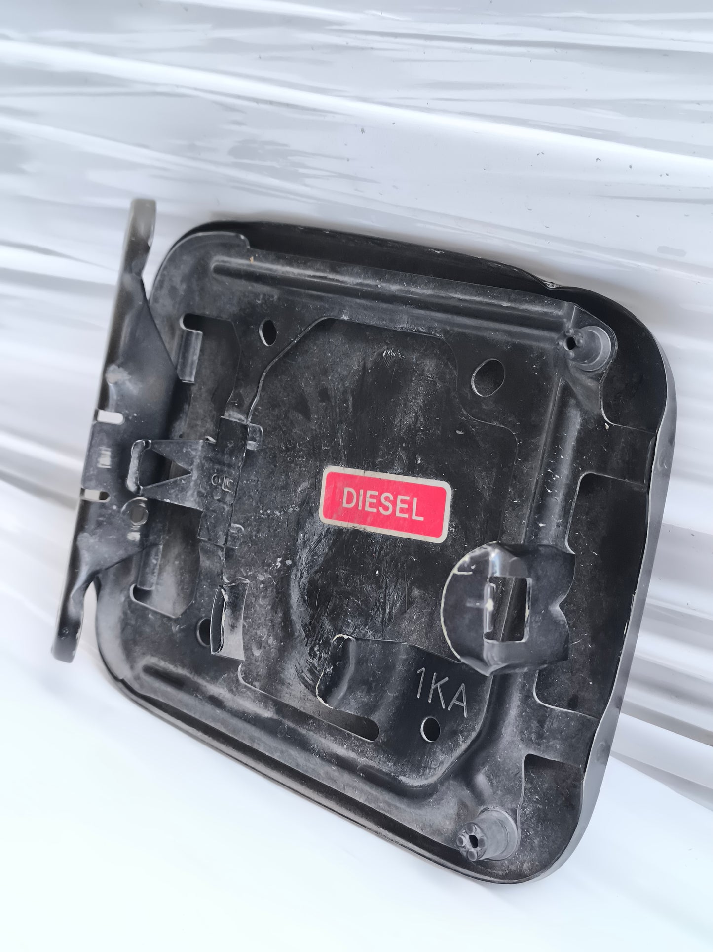 Sportellino carburante nero Diesel Nissan Juke anno 2010-2014 ecoAG8429