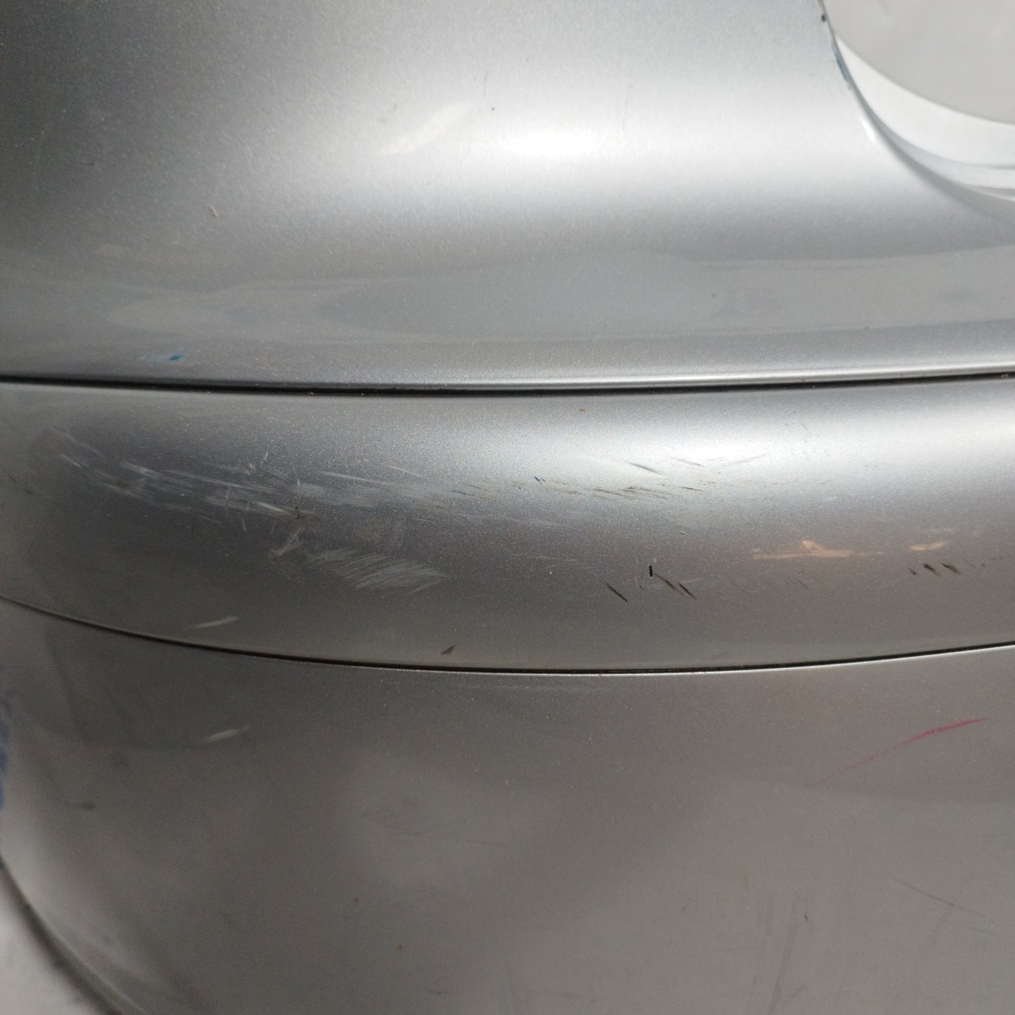 Seat Ibiza 2005 ecoAC9673 silbergraue Heckstoßstange