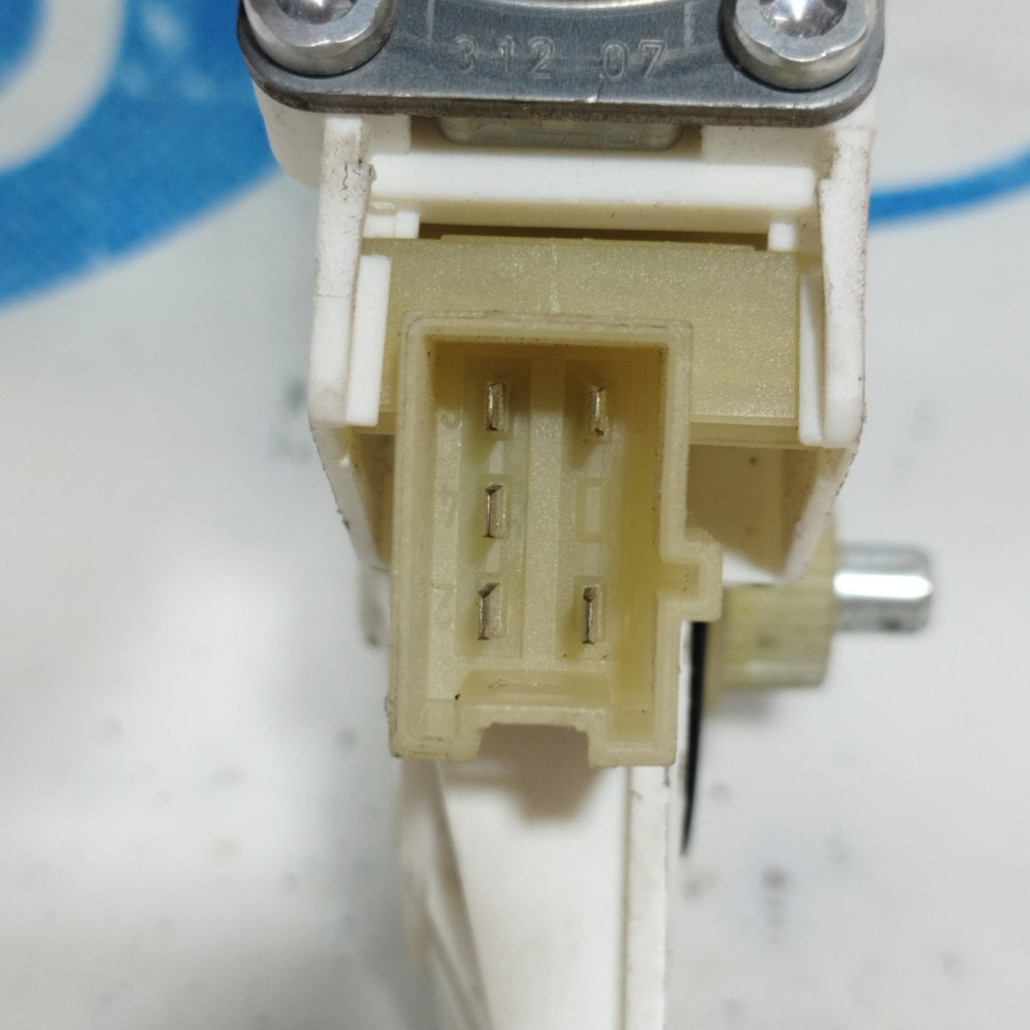 Front right windshield wiper motor Mercedes C-Class W204 2007 code: A2048200242 ecoAC9790