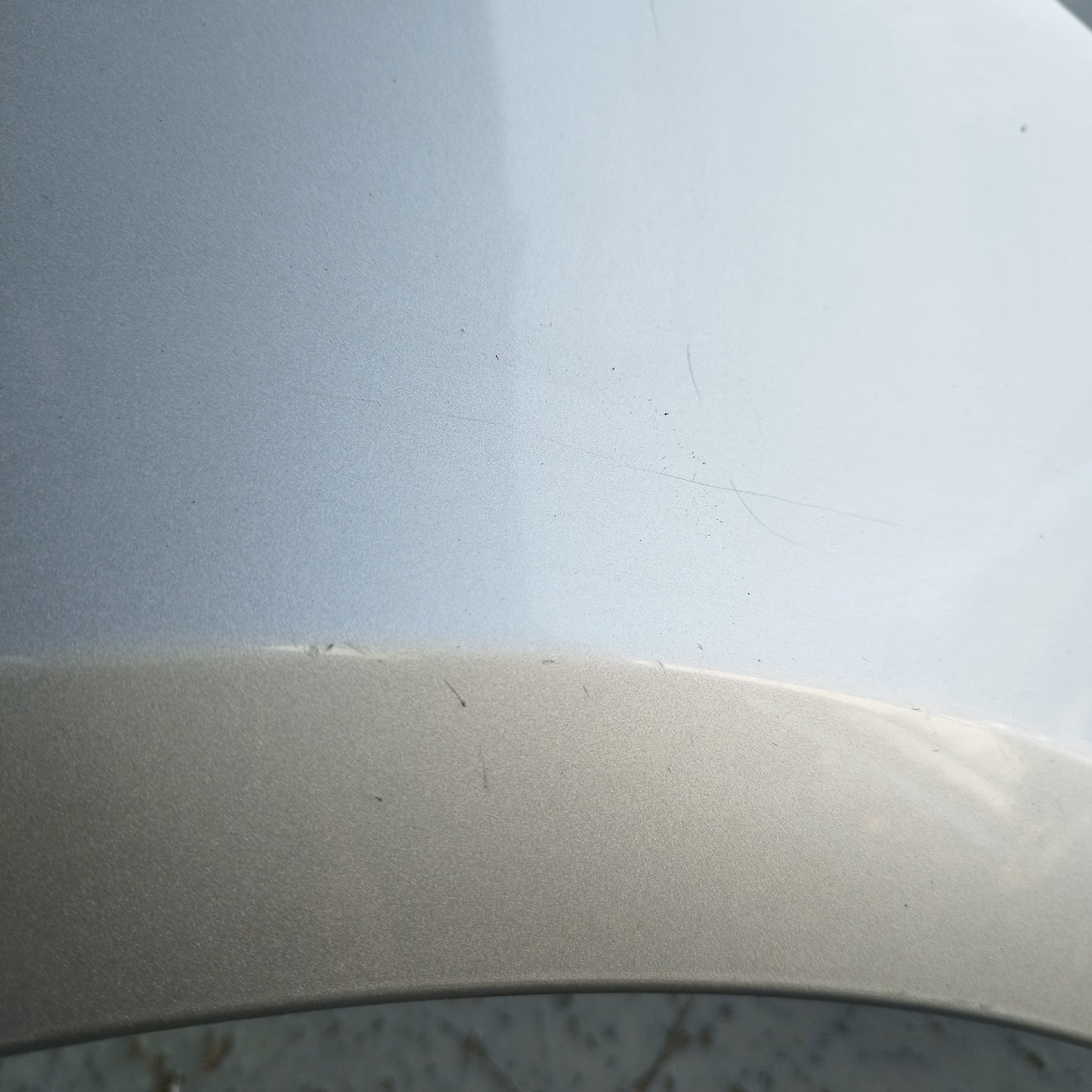 Parafango anteriore dx grigio Renault Clio 2007 ecoAC10097