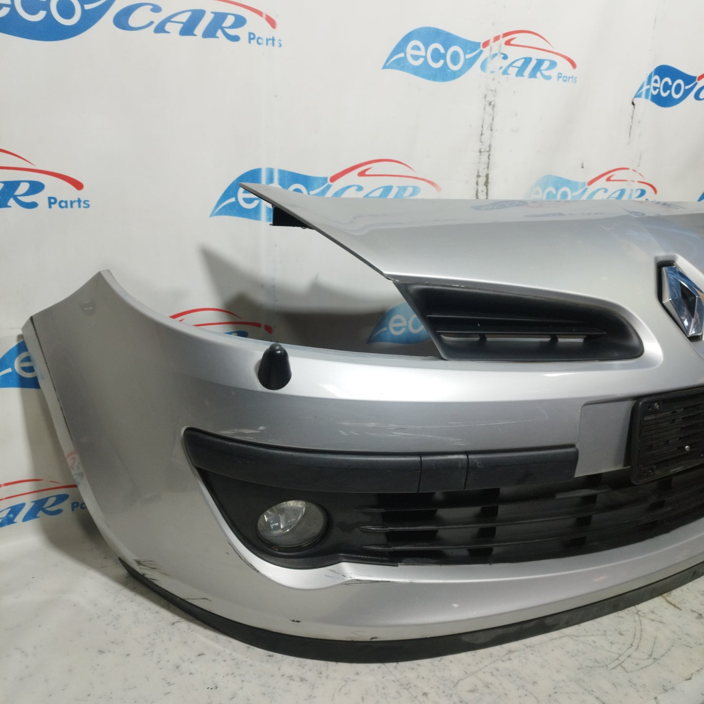 Front bumper silver grey Renault Clio 2007 ecoAC10075