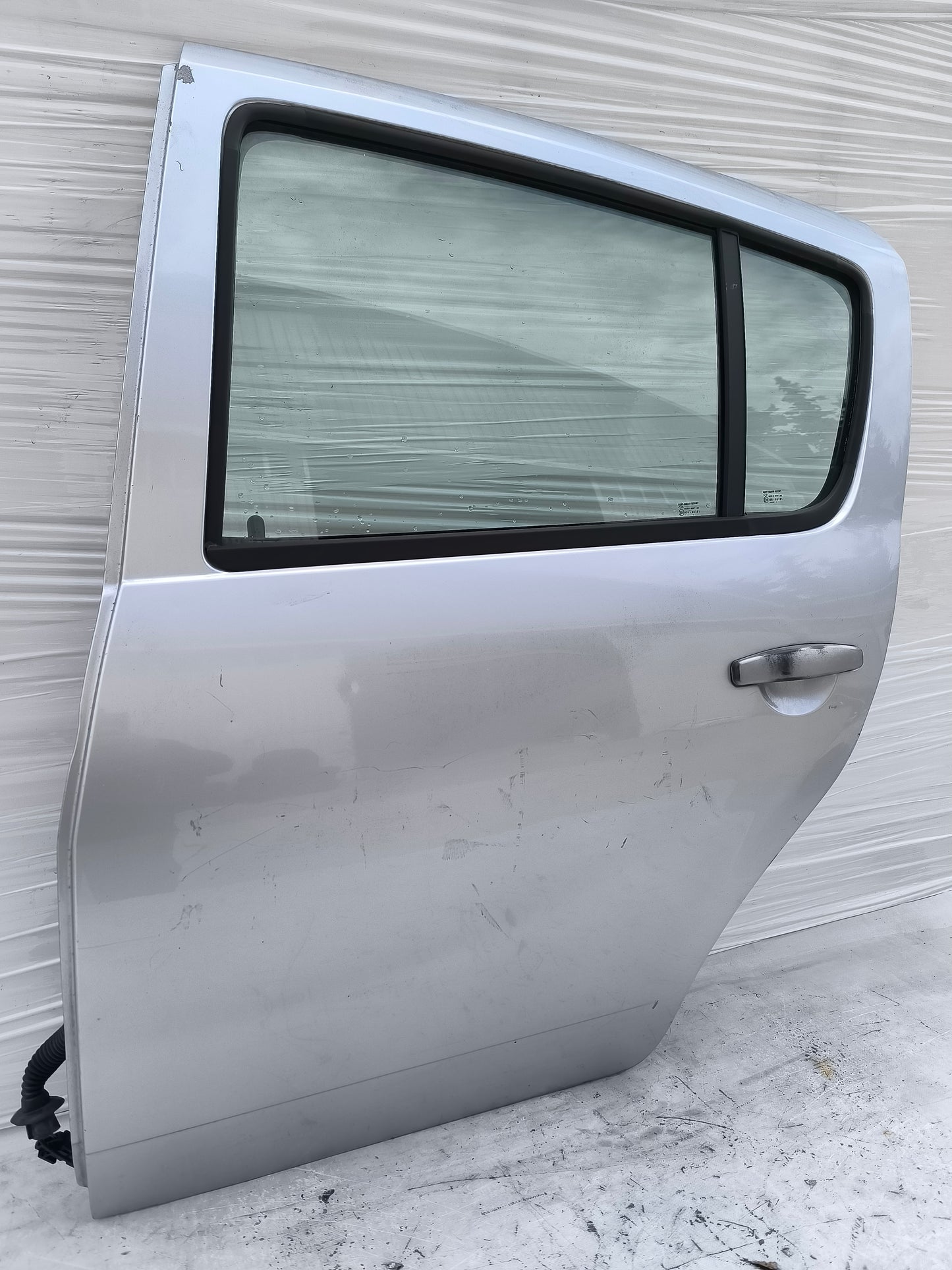 Sportello posteriore sx Dacia Sandero I (BS) anno 2008-2012 ecoAG8012