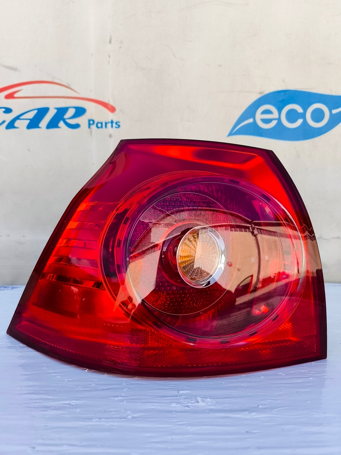 Linke Rückleuchte Volkswagen Golf V ecoAG5740