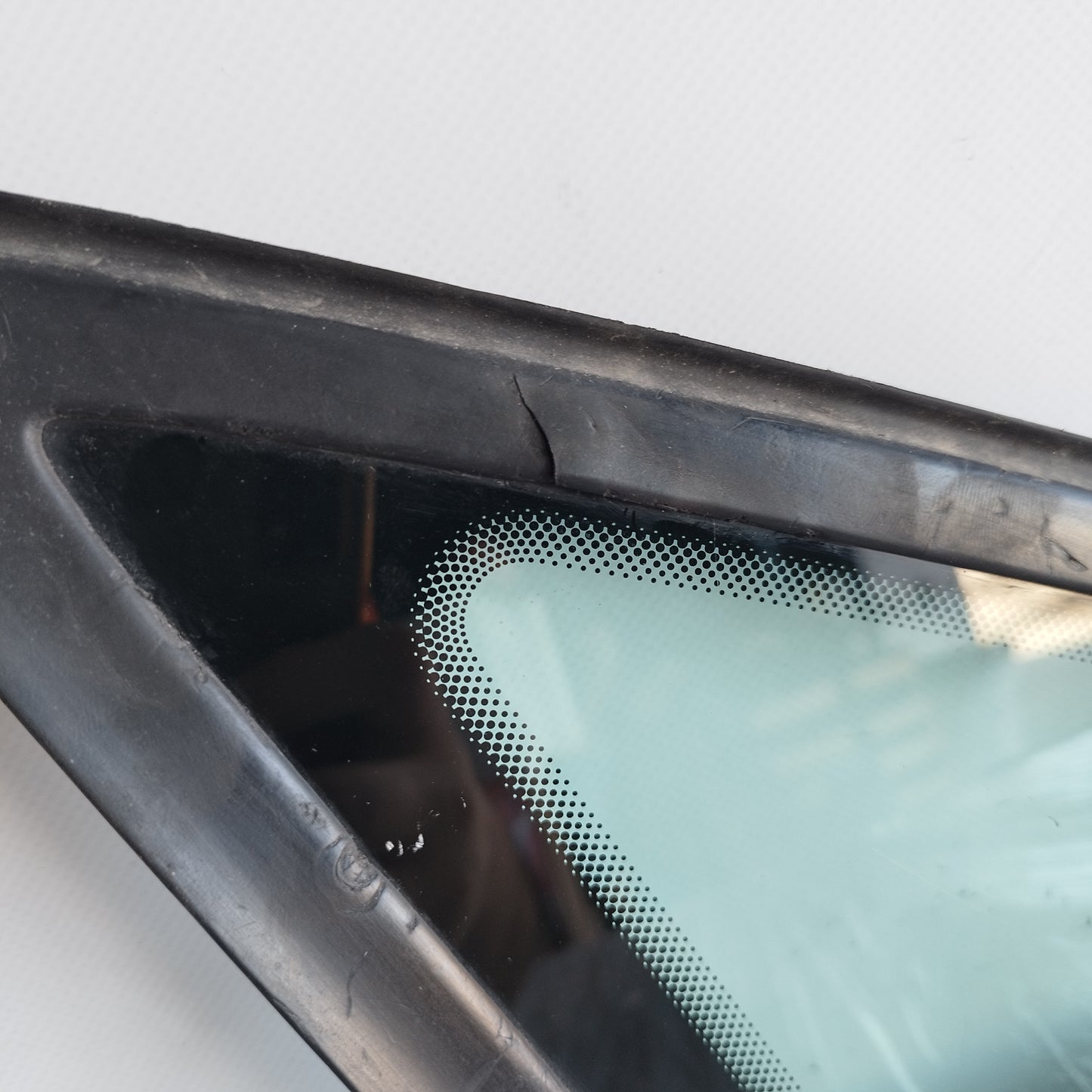 Vetro fisso anteriore sx Ford C-Max ecoAC13083